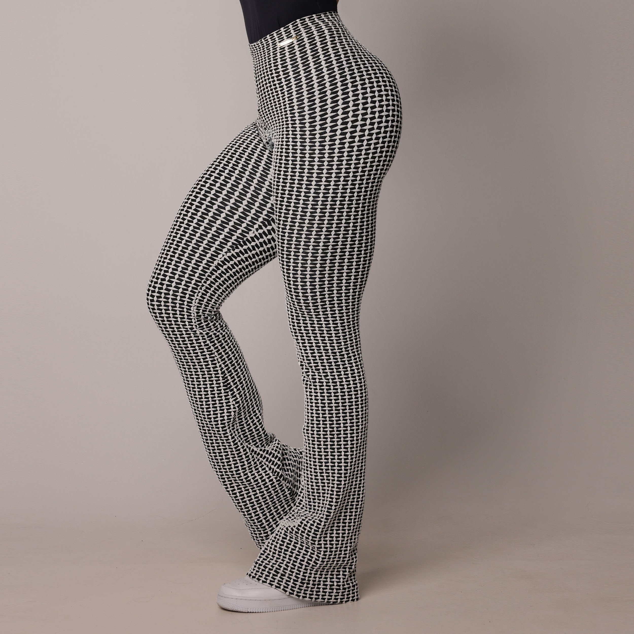 CALÇA FLARE JACQUARD LUXE - Imagem 3