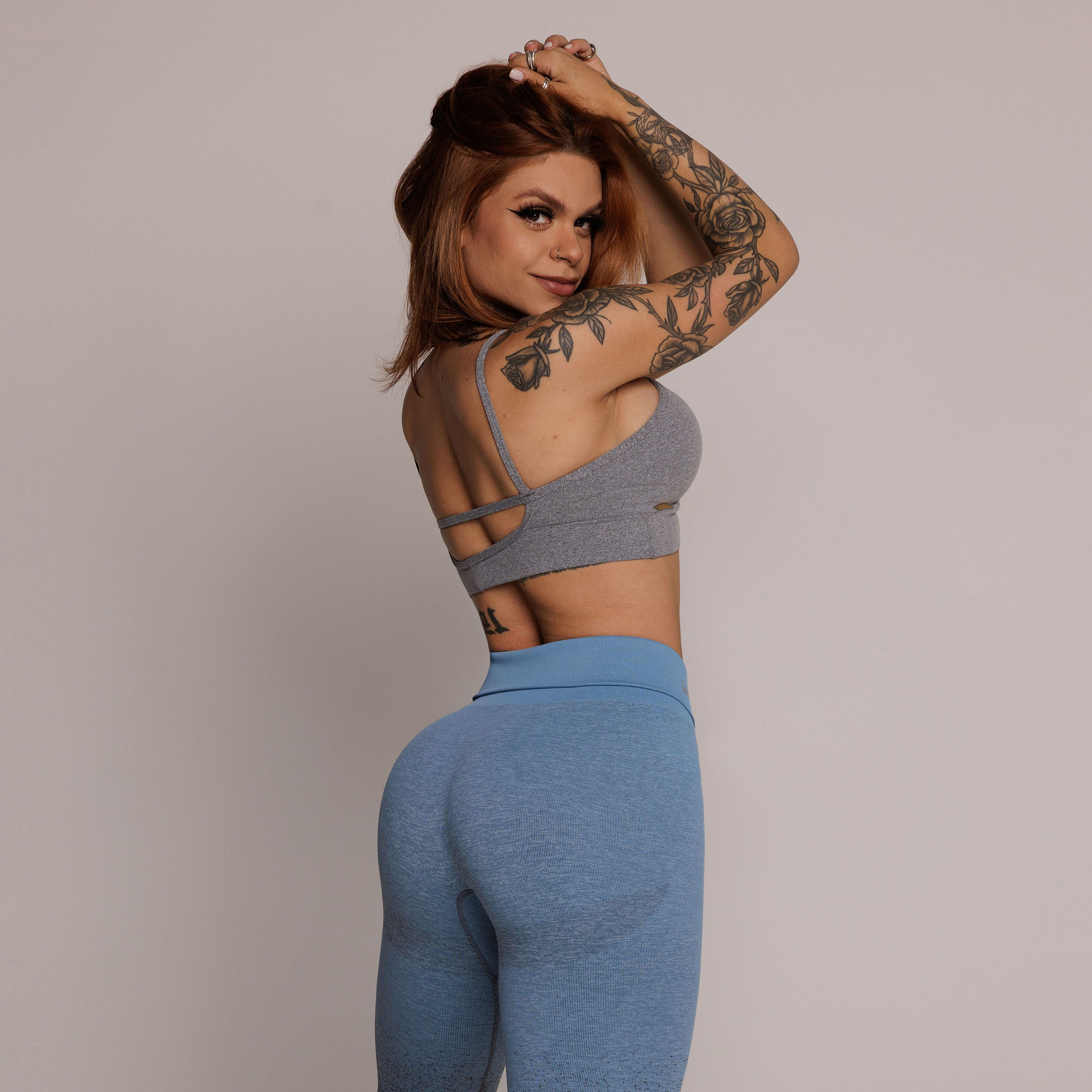 LEGGING SEAMLESS GRAVIDADE ZERO EMANA DEGRADÊ AZUL - Imagem 5