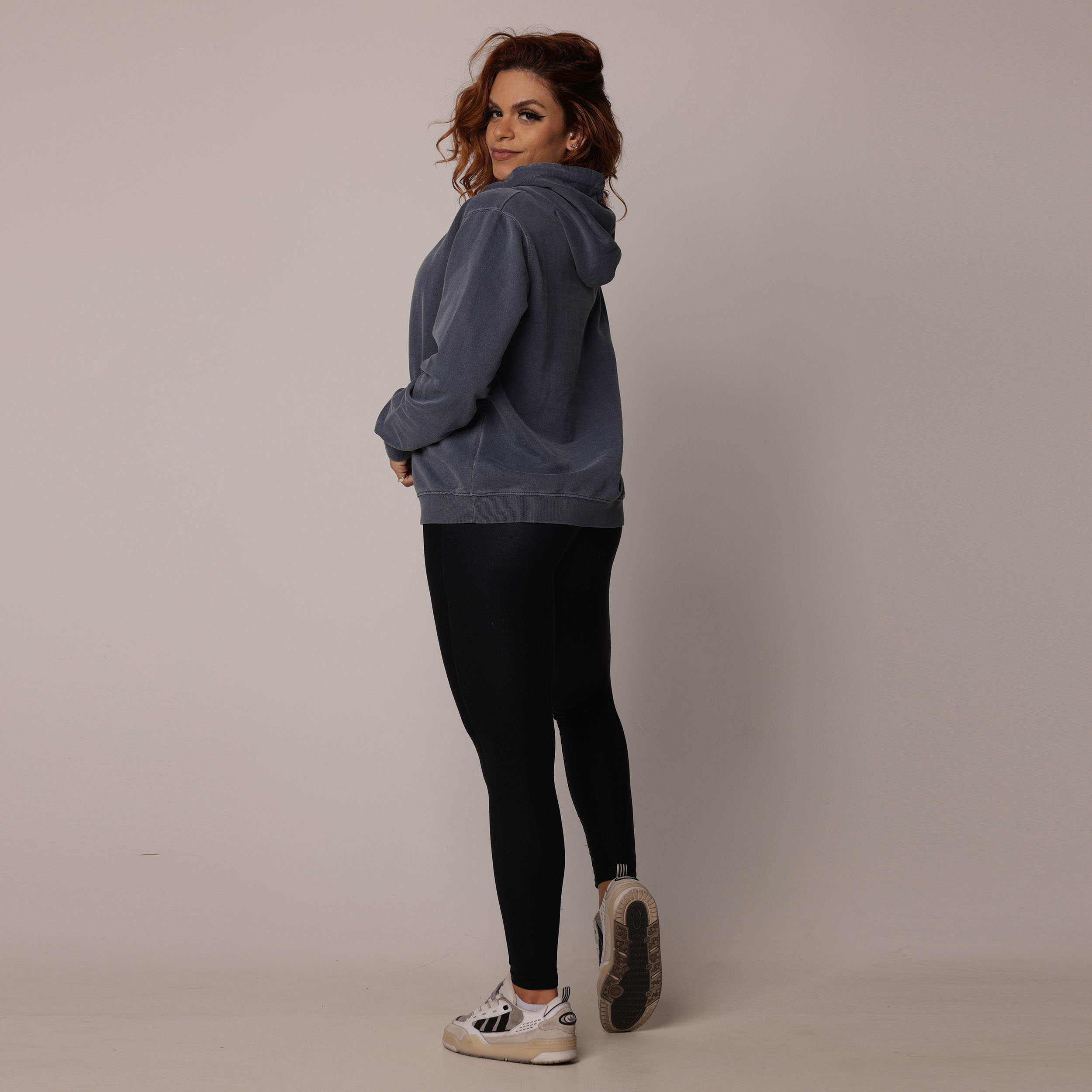 CASACO MOLETOM ESTONADO AZUL OCEANO CAPUZ - Imagem 4