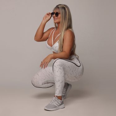 LEGGING RECORTE EMPINA BUMBUM BROKEN EXCLUSIVA