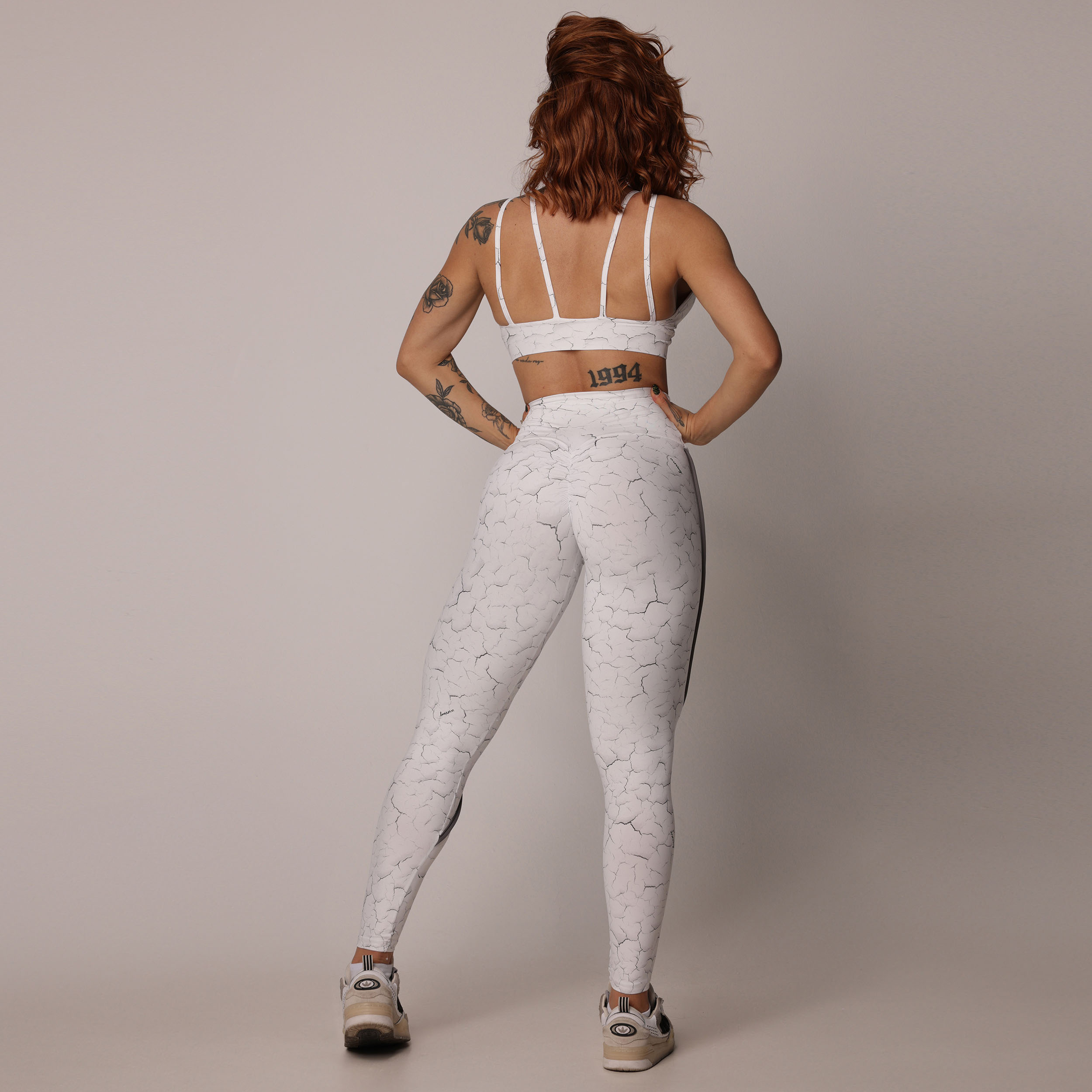 LEGGING RECORTE EMPINA BUMBUM BROKEN EXCLUSIVA - Imagem 6