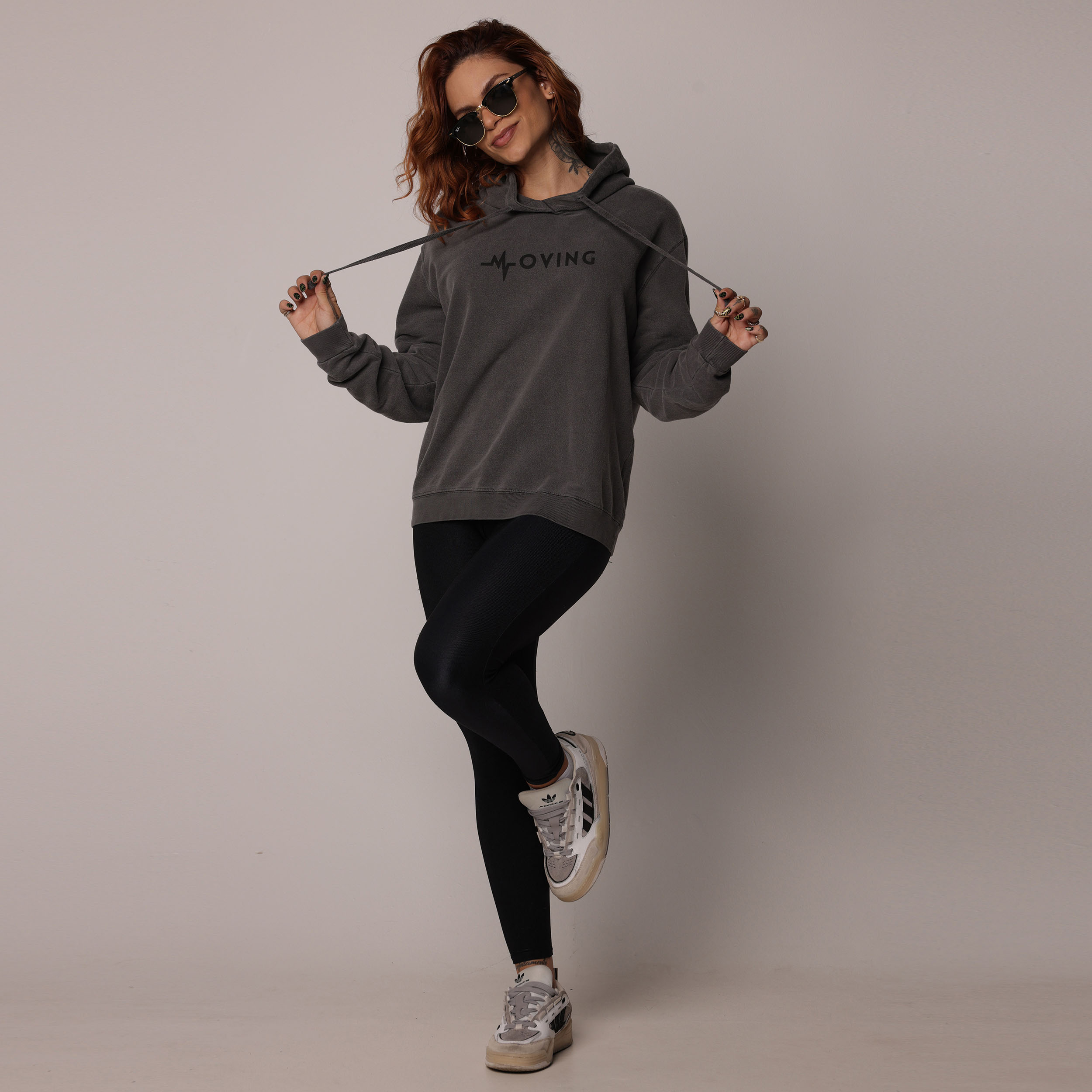 CASACO MOLETOM ESTONADO CHUMBO CAPUZ - Imagem 7