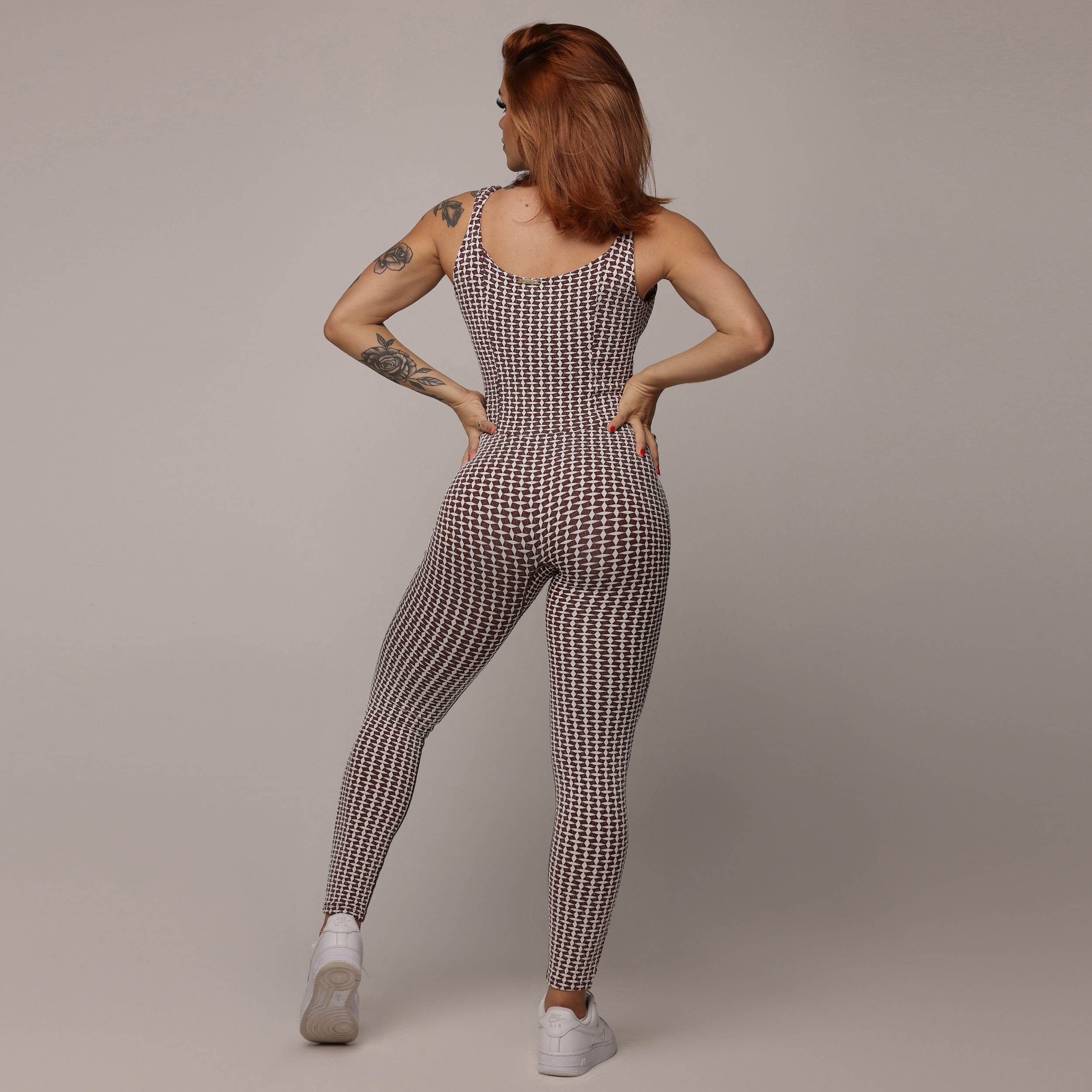 MACACÃO CONFORT COMUM JACQUARD LUXE CHOCO - Imagem 6