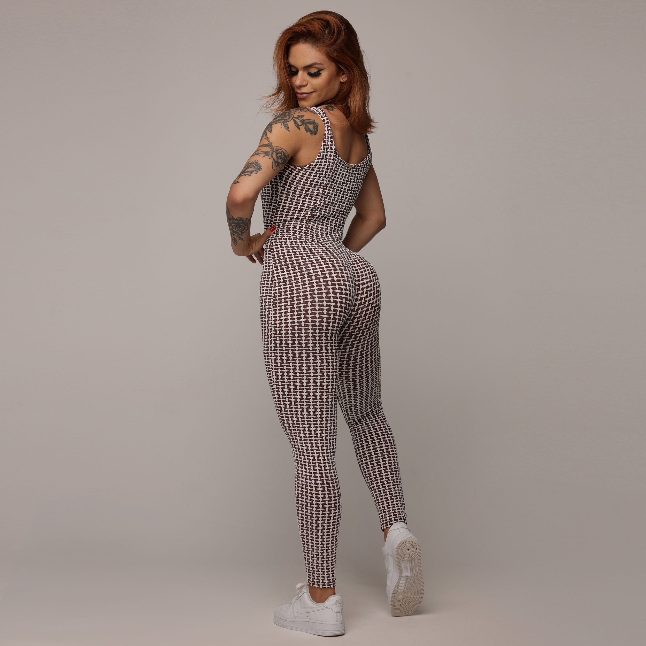 MACACÃO CONFORT COMUM JACQUARD LUXE CHOCO - Imagem 7