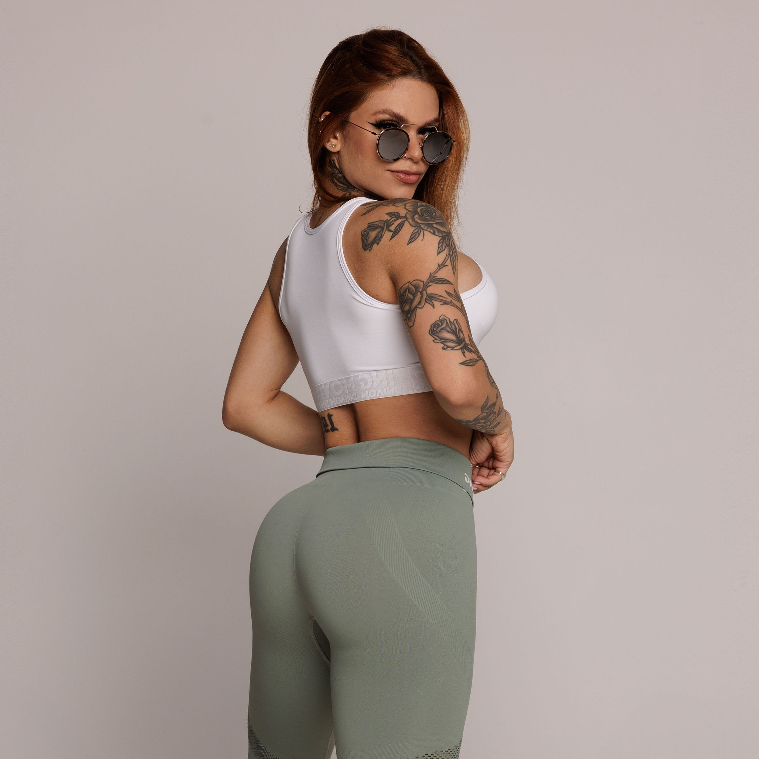 LEGGING SEAMLESS GRAVIDADE ZERO EMANA VERDE OLIVA - Imagem 3