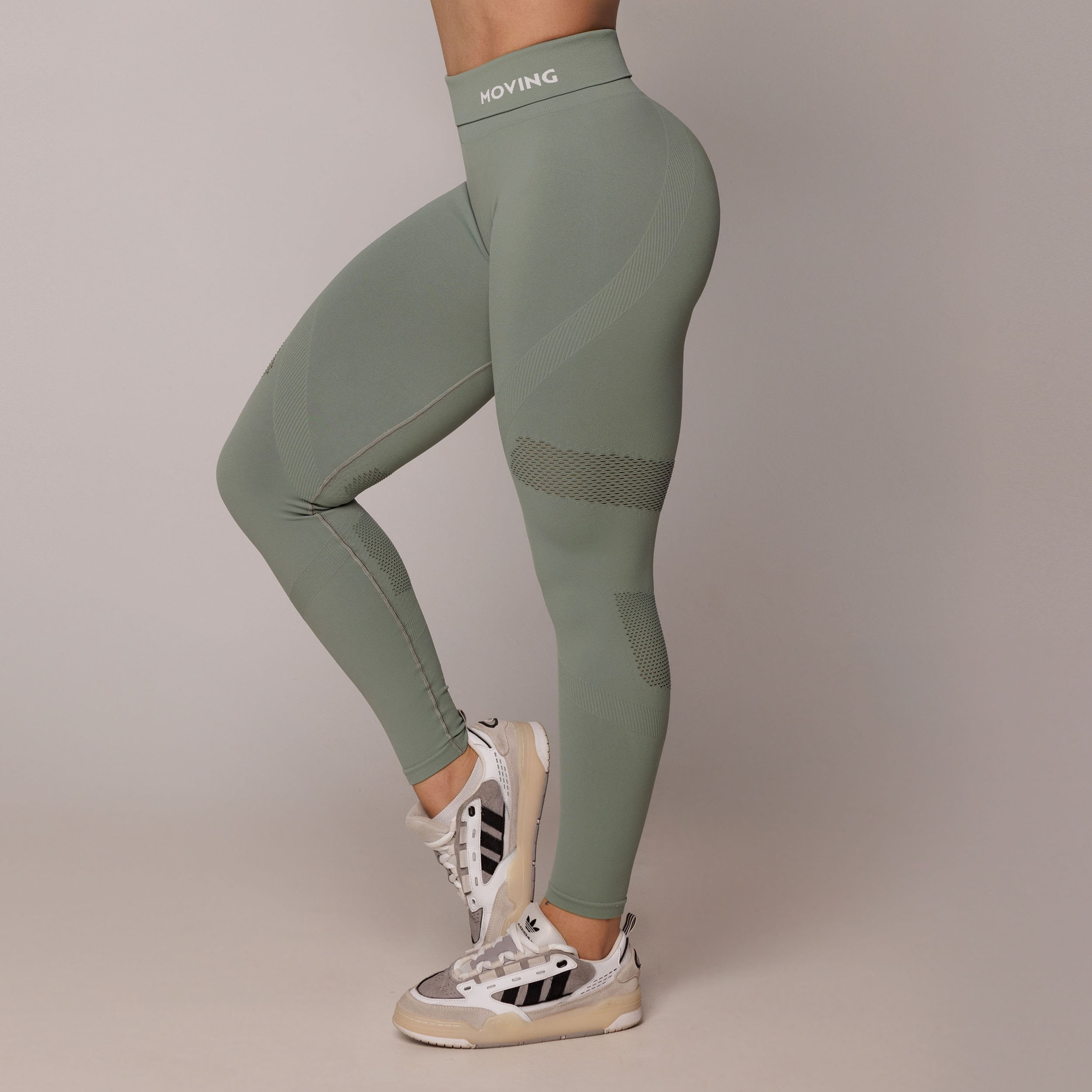 LEGGING SEAMLESS GRAVIDADE ZERO EMANA VERDE OLIVA - Imagem 4