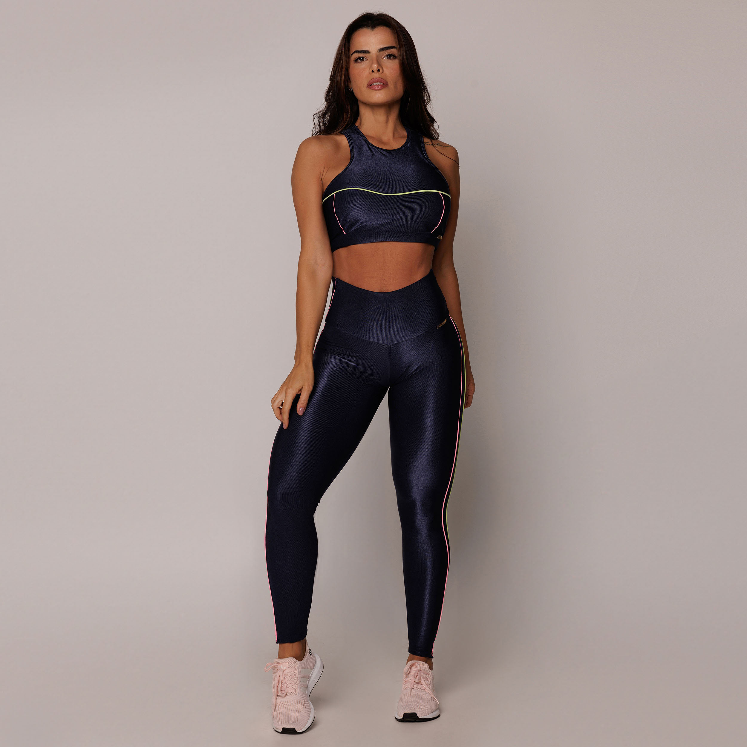 LEGGING EMOTION EMPINA BUMBUM GLOSSY MARINE - Imagem 6