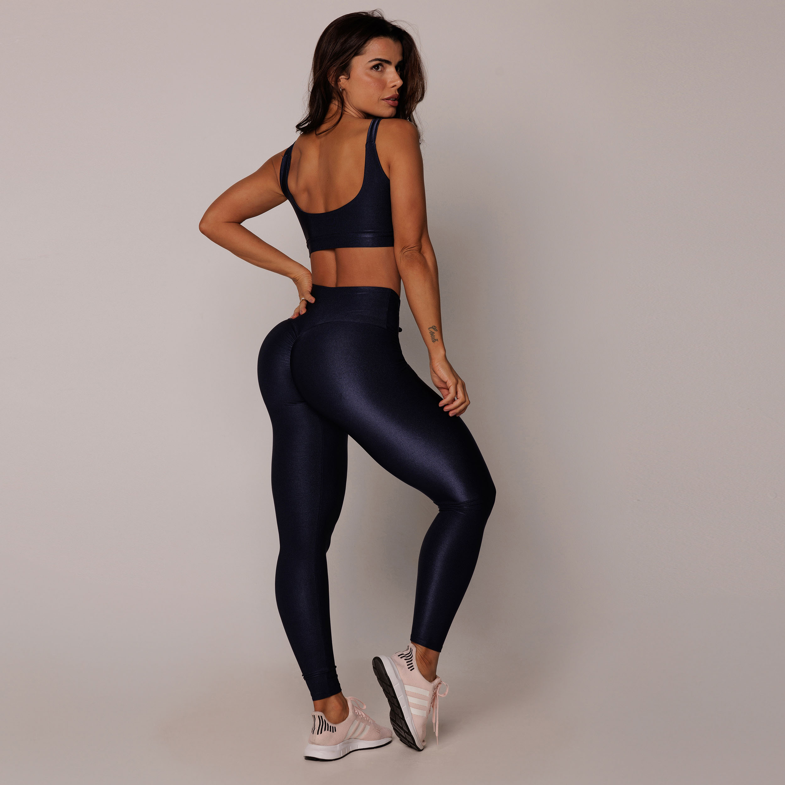 LEGGING EMPINA BUMBUM GLOSSY MARINE - Imagem 11