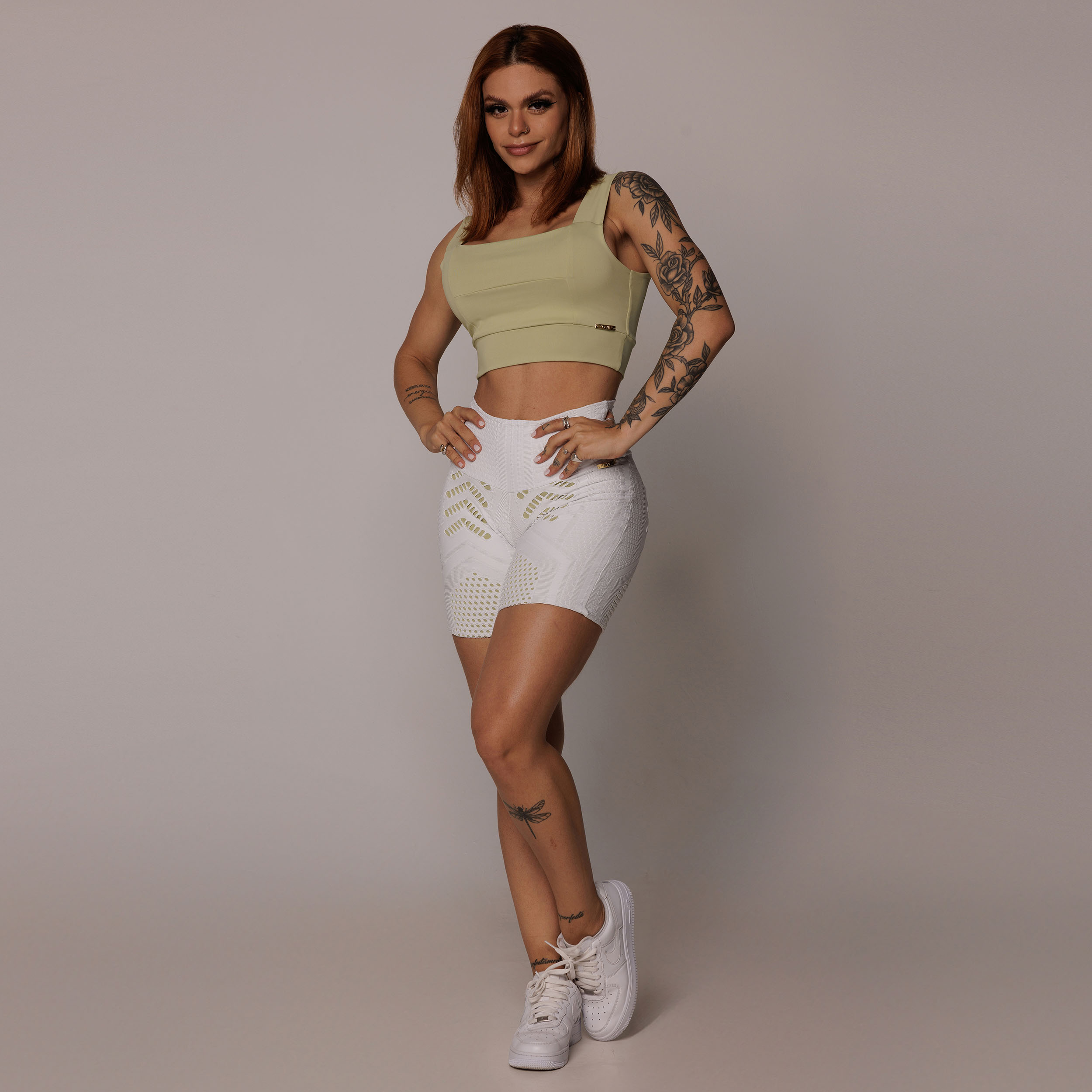 SHORT EMPINA BUMBUM JACQUARD DOTS BRANCO - Imagem 4