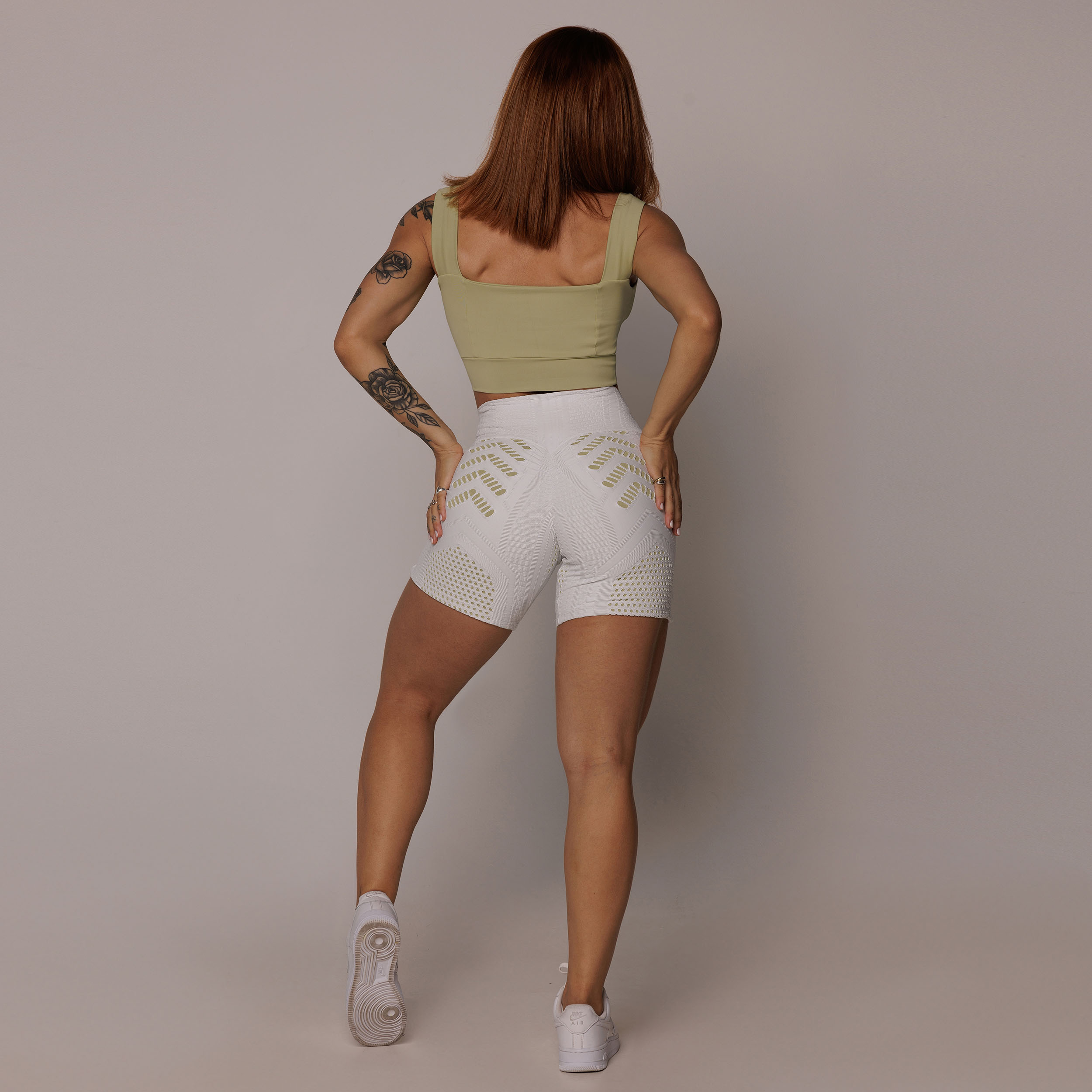 SHORT EMPINA BUMBUM JACQUARD DOTS BRANCO - Imagem 5