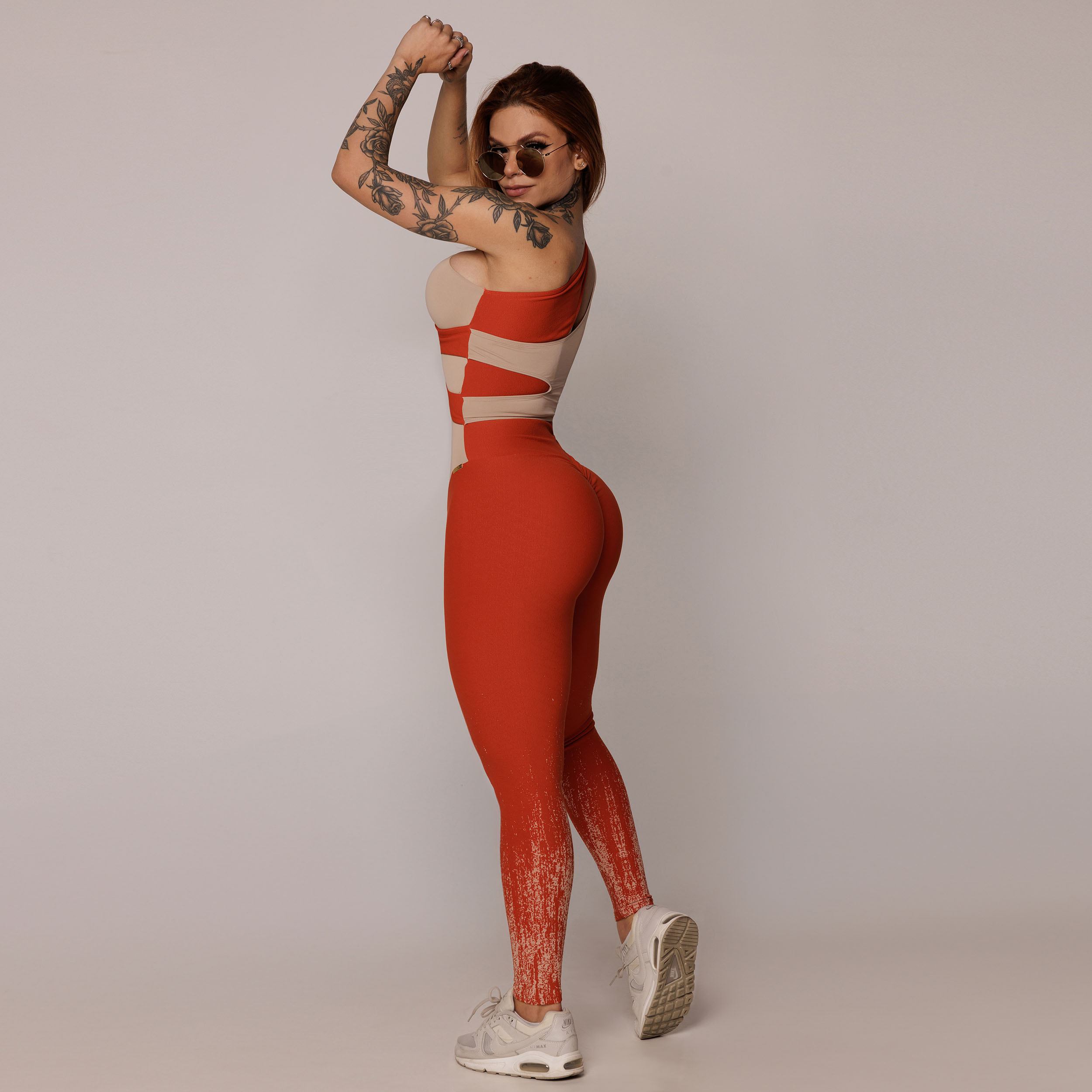 MACACÃO GOLDEN GATE EMPINA BUMBUM JACQUARD DUST TERRACOTTA - Imagem 5