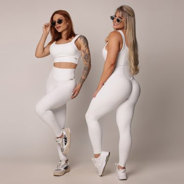 MACACÃO CONFORT EMPINA BUMBUM JACQUARD LUXOR BRANCO