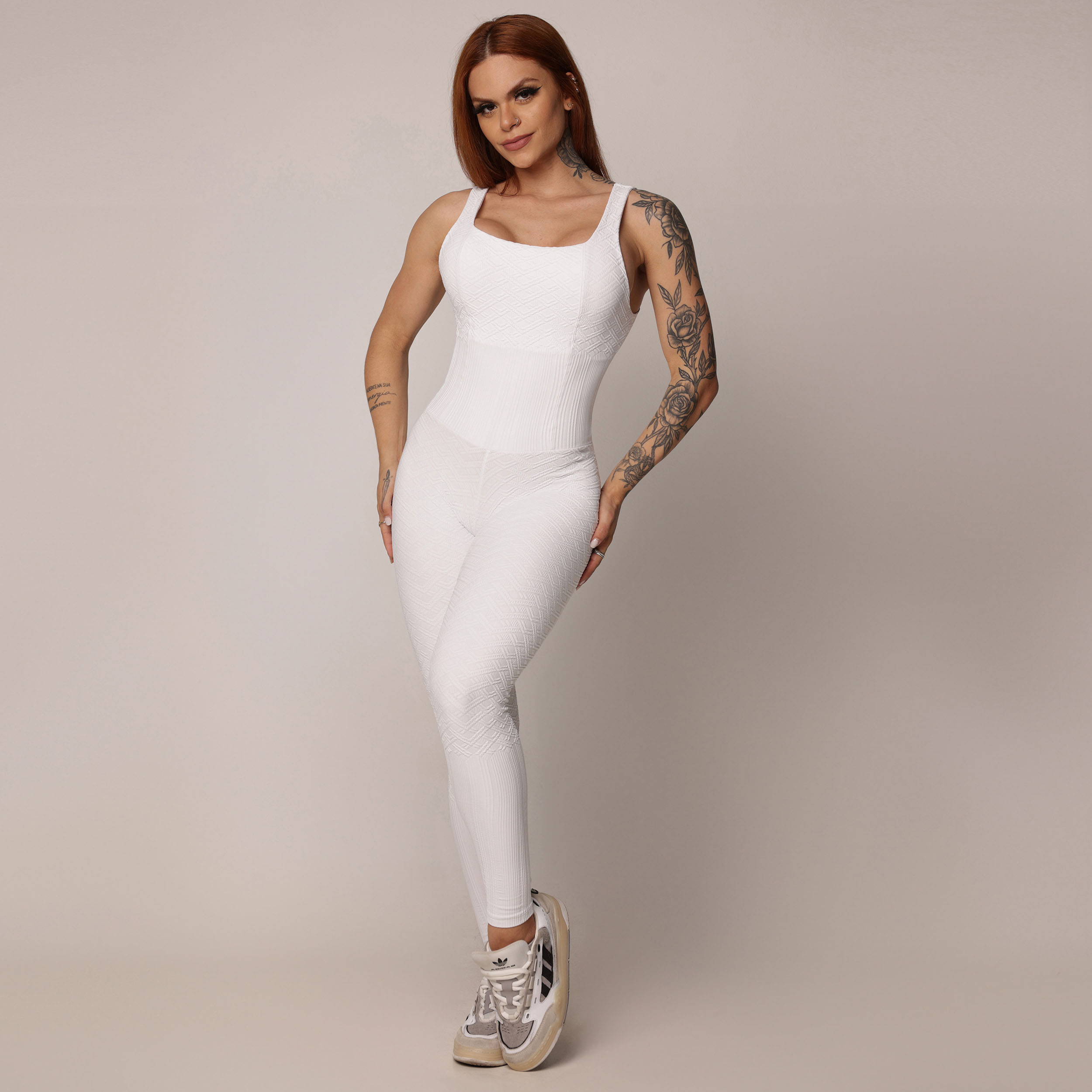 MACACÃO CONFORT EMPINA BUMBUM JACQUARD LUXOR BRANCO - Imagem 6