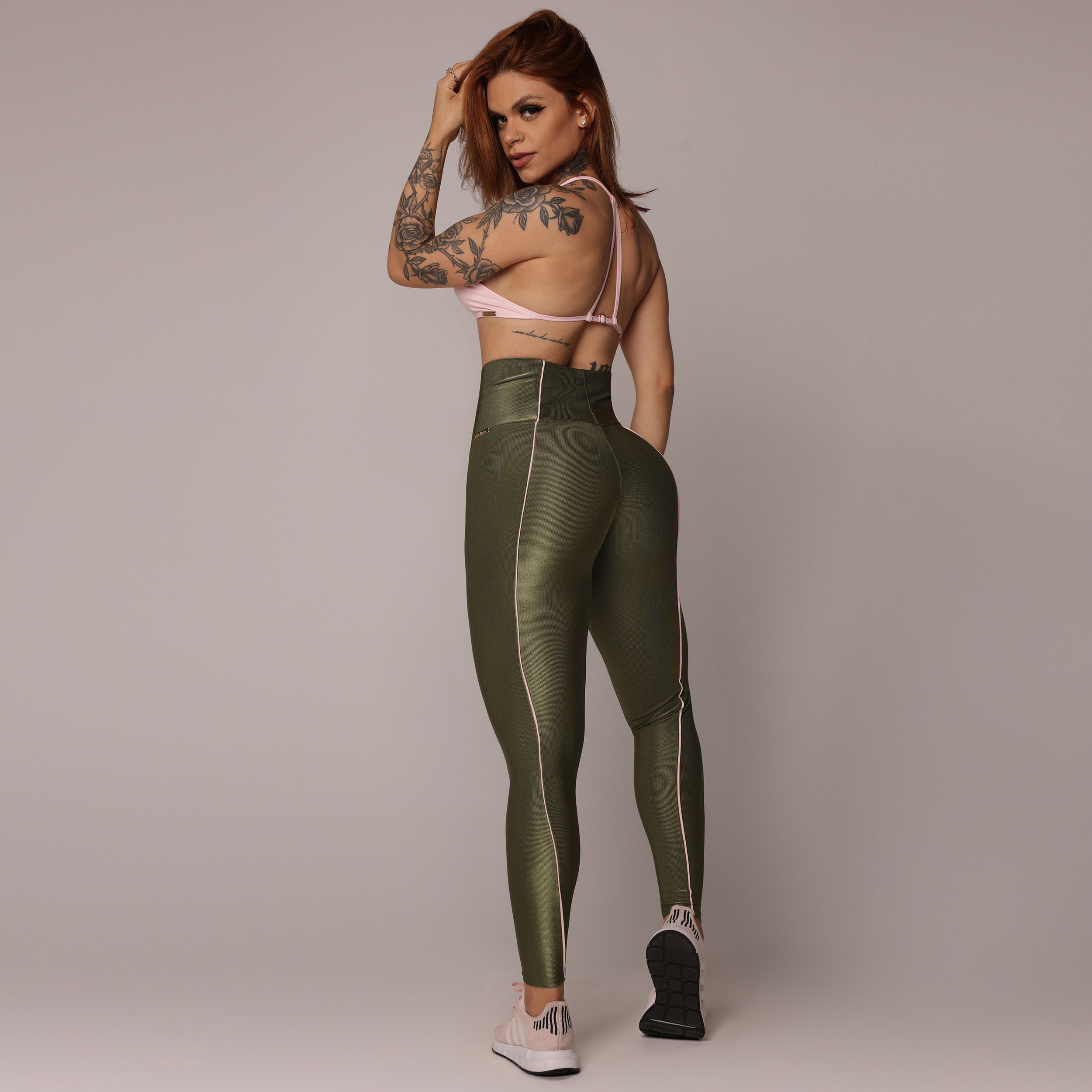 LEGGING HOPE GLOSSY VERDE MILITAR - Imagem 9