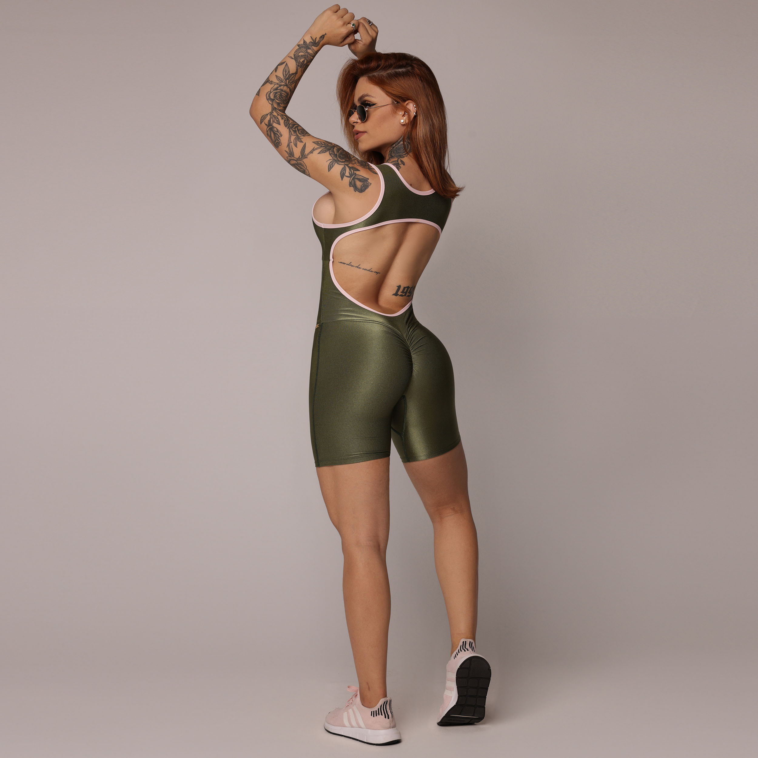 MACAQUINHO LÓTUS EMPINA BUMBUM GLOSSY VERDE MILITAR - Imagem 6