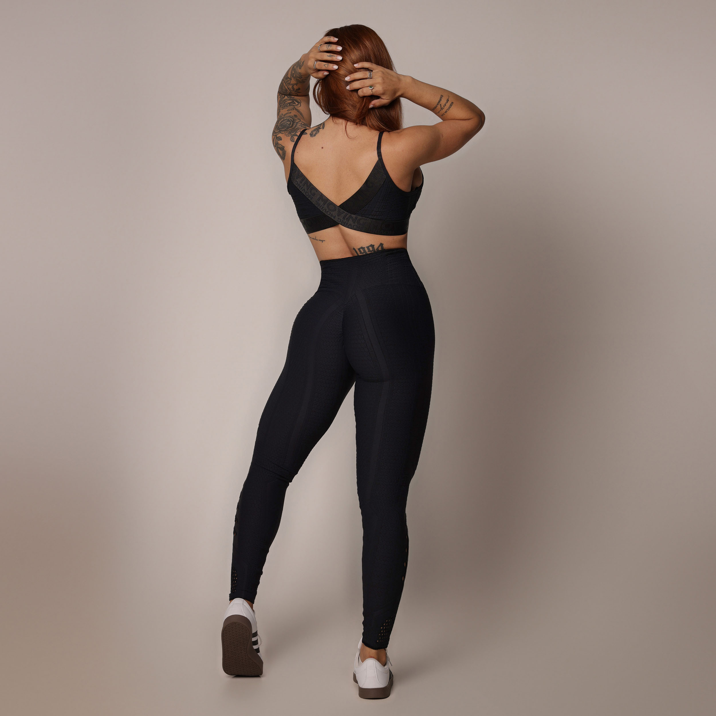 TOP MILANO JACQUARD DOTS PRETO - Imagem 6