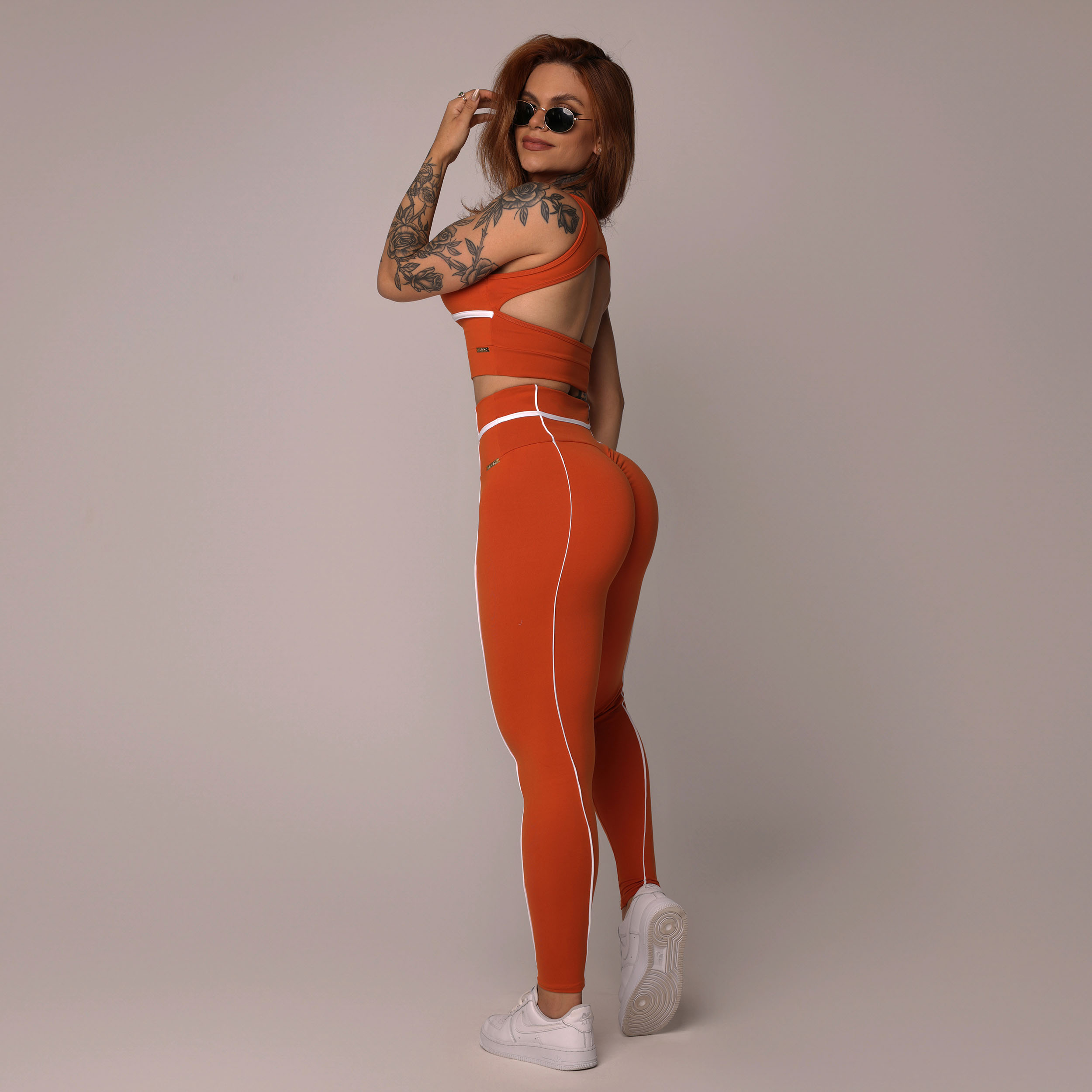LEGGING QUEENS EMPINA BUMBUM AÇAFRÃO - Imagem 11