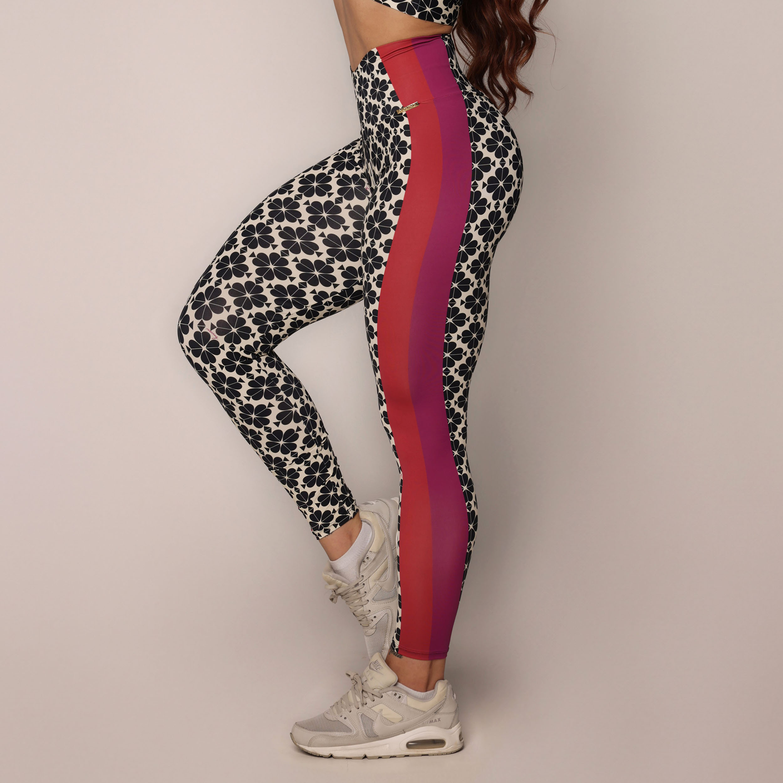 LEGGING EMPINA BUMBUM LUCK EXCLUSIVA - Imagem 4