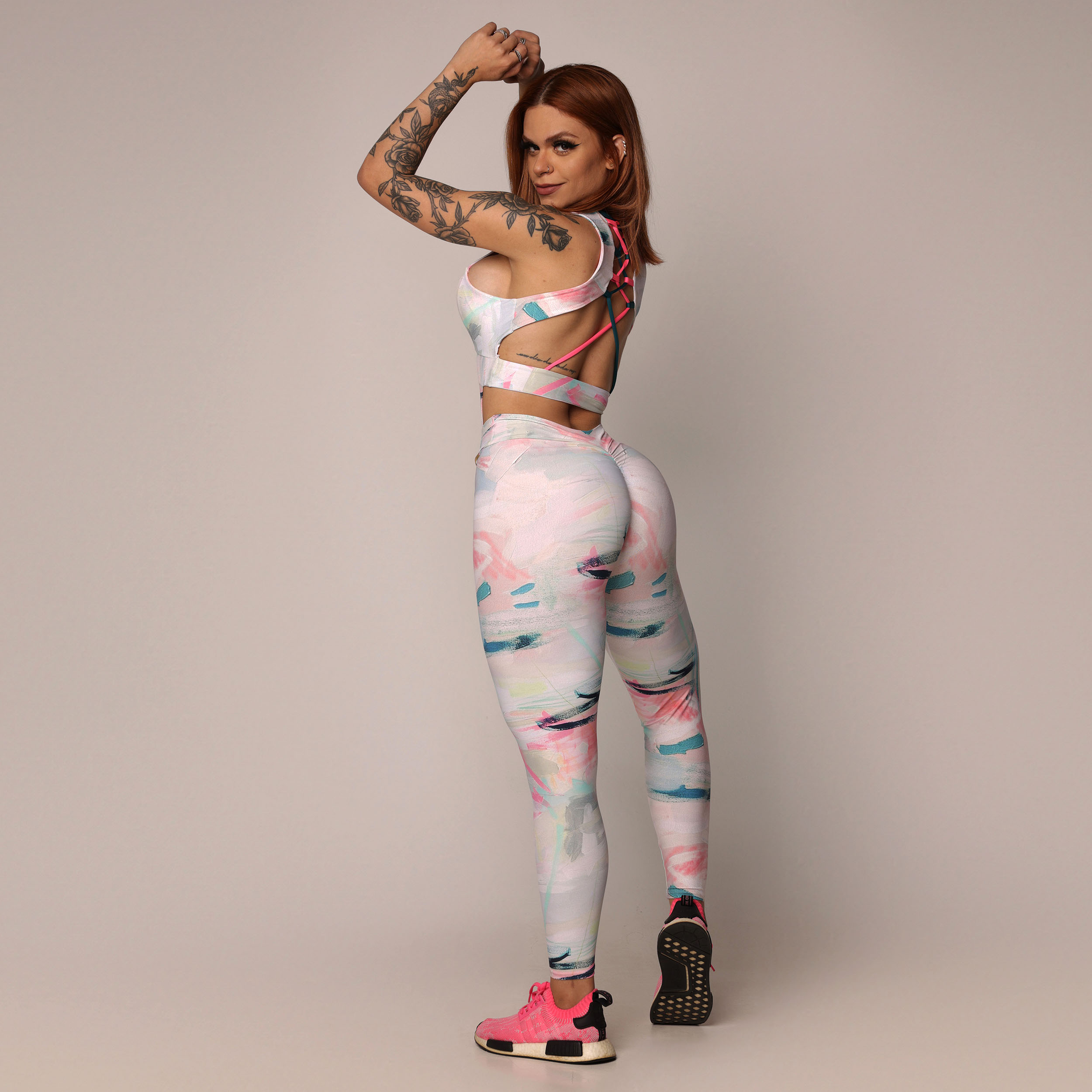 MACACÃO PEQUIM EMPINA BUMBUM PAINT EXCLUSIVA - Imagem 6