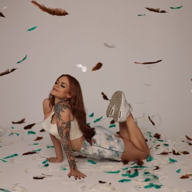 SHORT EMOTION EMPINA BUMBUM PLUMAS EXCLUSIVO