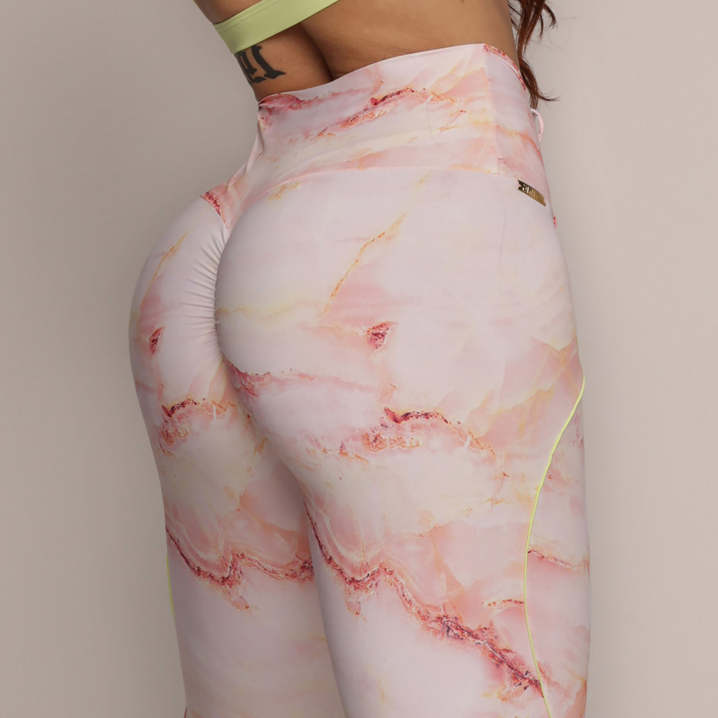 LEGGING LINEAR EMPINA BUMBUM QUARTZO ROSA EXCLUSIVA - Imagem 3