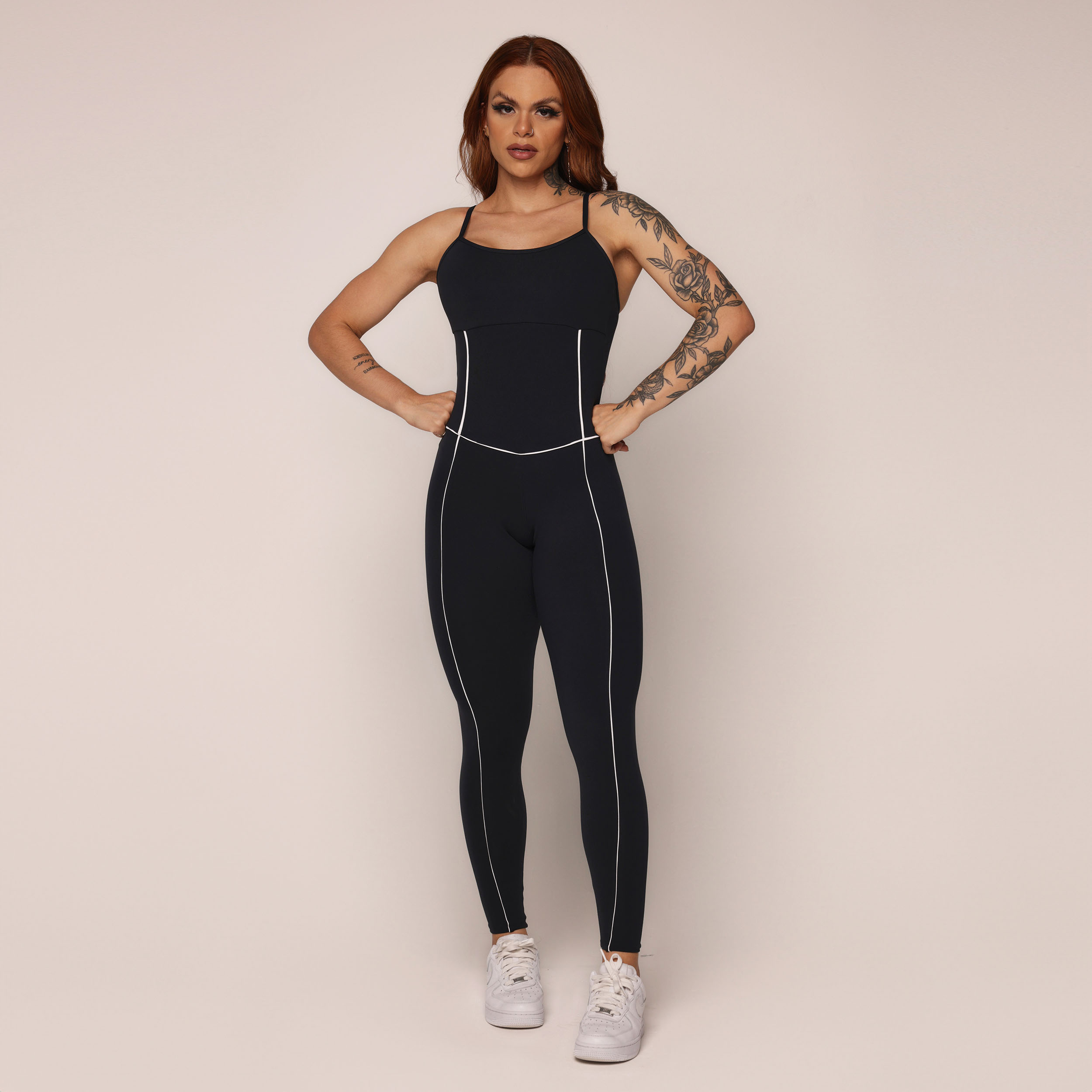 MACACÃO QUEENS EMPINA BUMBUM PRETO - Imagem 4