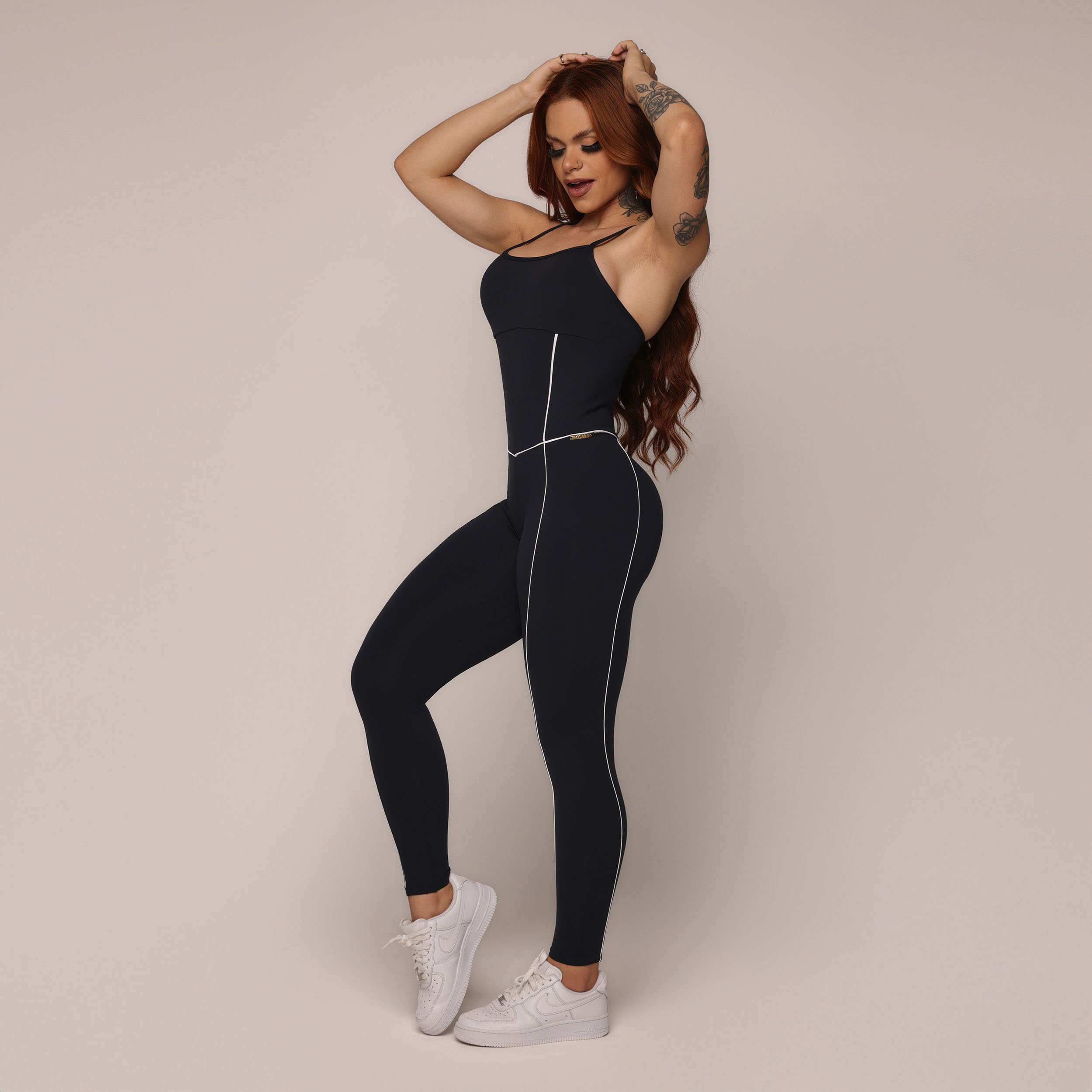 MACACÃO QUEENS EMPINA BUMBUM PRETO - Imagem 7