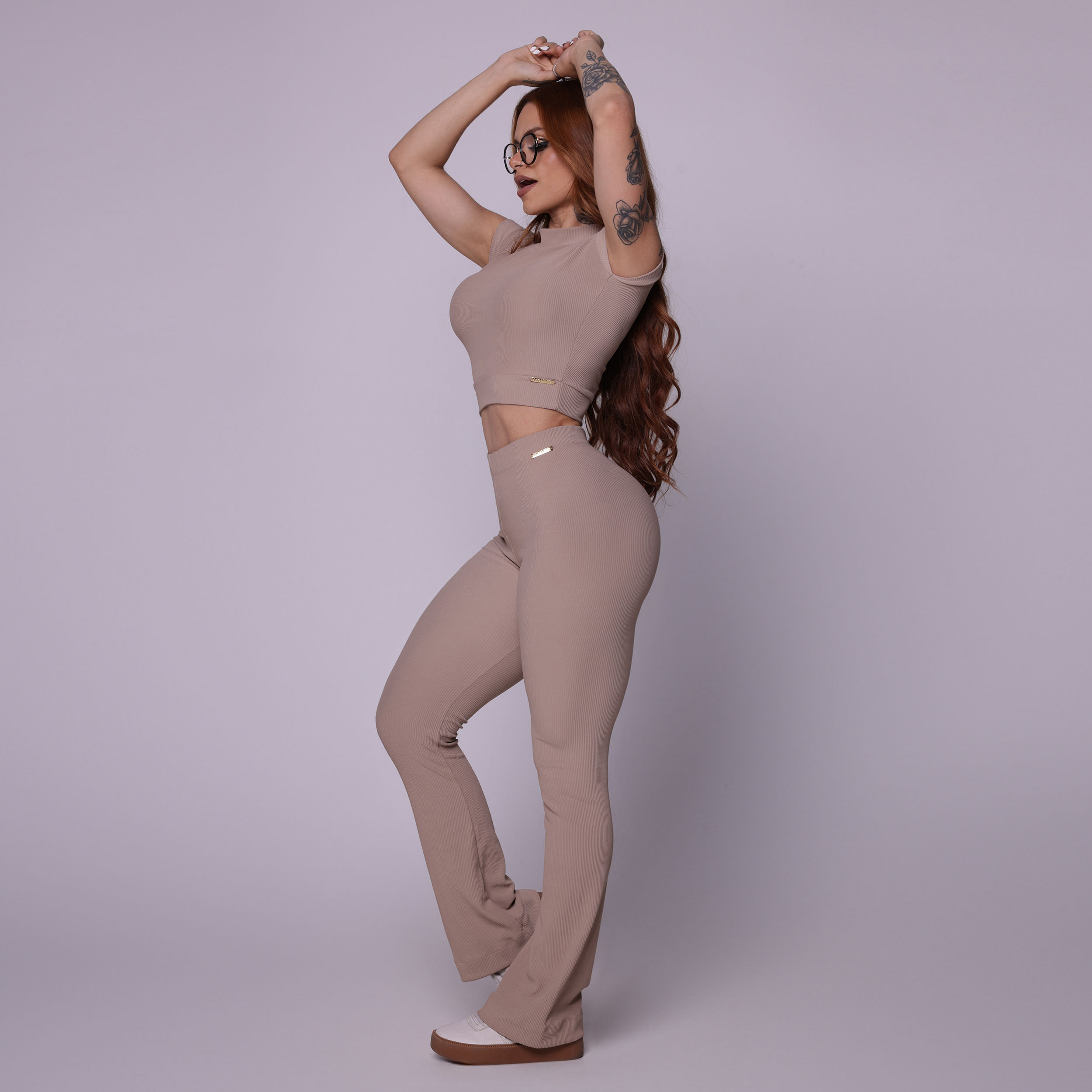 CALÇA FLARE JACQUARD CANELADO DOCE DE LEITE - Imagem 7