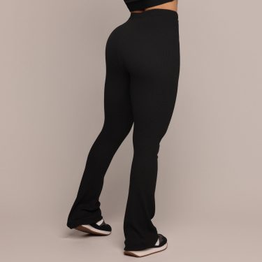 CALÇA FLARE JACQUARD CONFORT PRETO