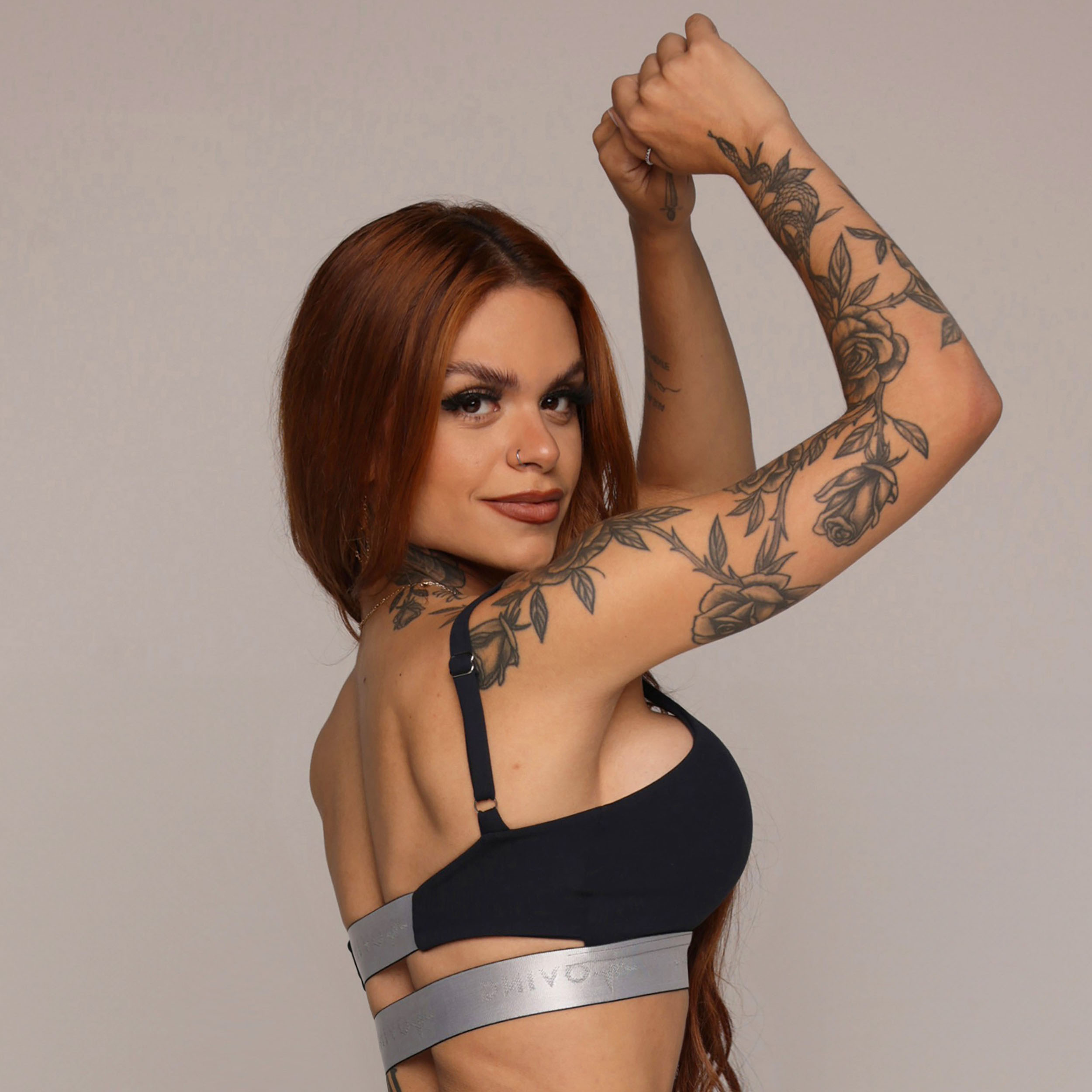 TOP DENVER PRETO COM ELÁSTICO CINZA - Imagem 3