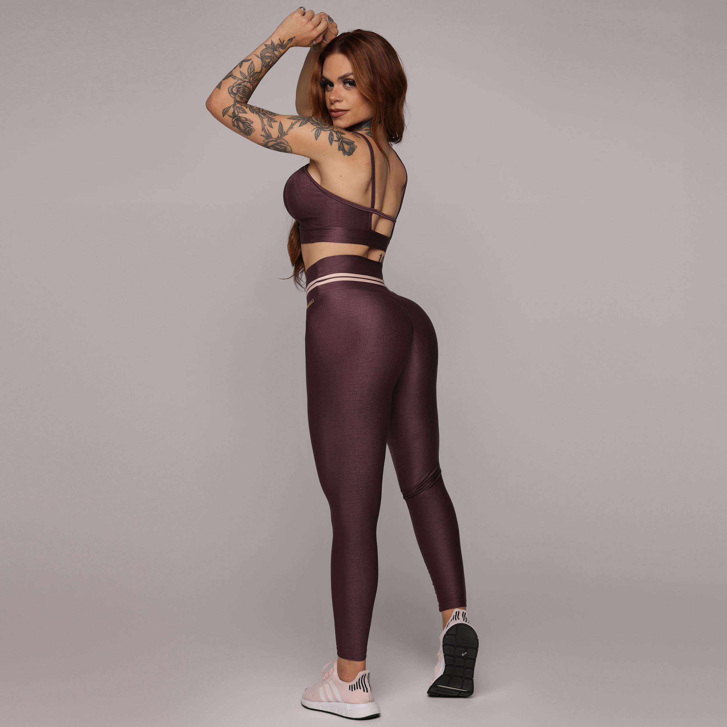 LEGGING EMPINA BUMBUM GLOSSY AÇAÍ - Imagem 9