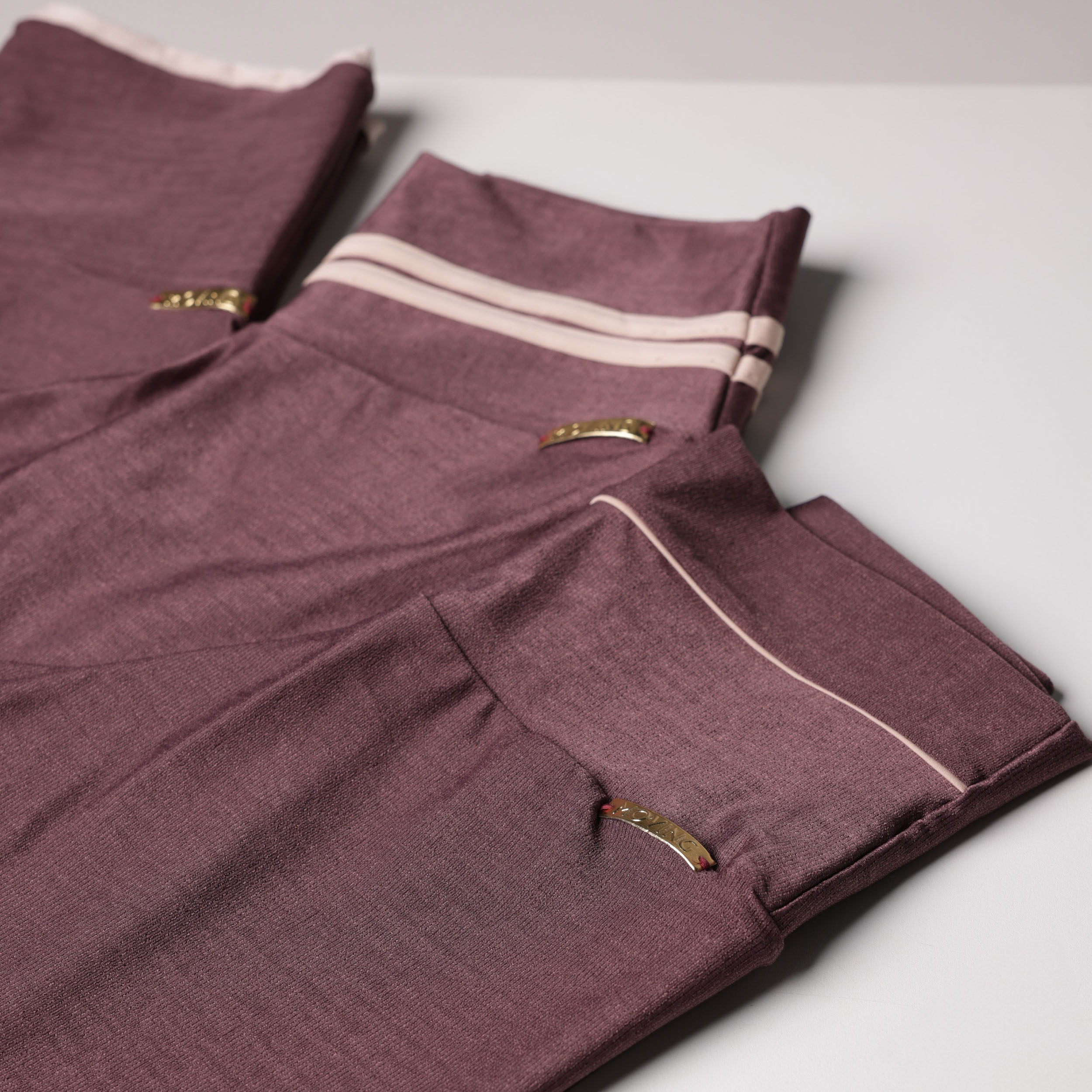 LEGGING EMPINA BUMBUM GLOSSY AÇAÍ - Imagem 10