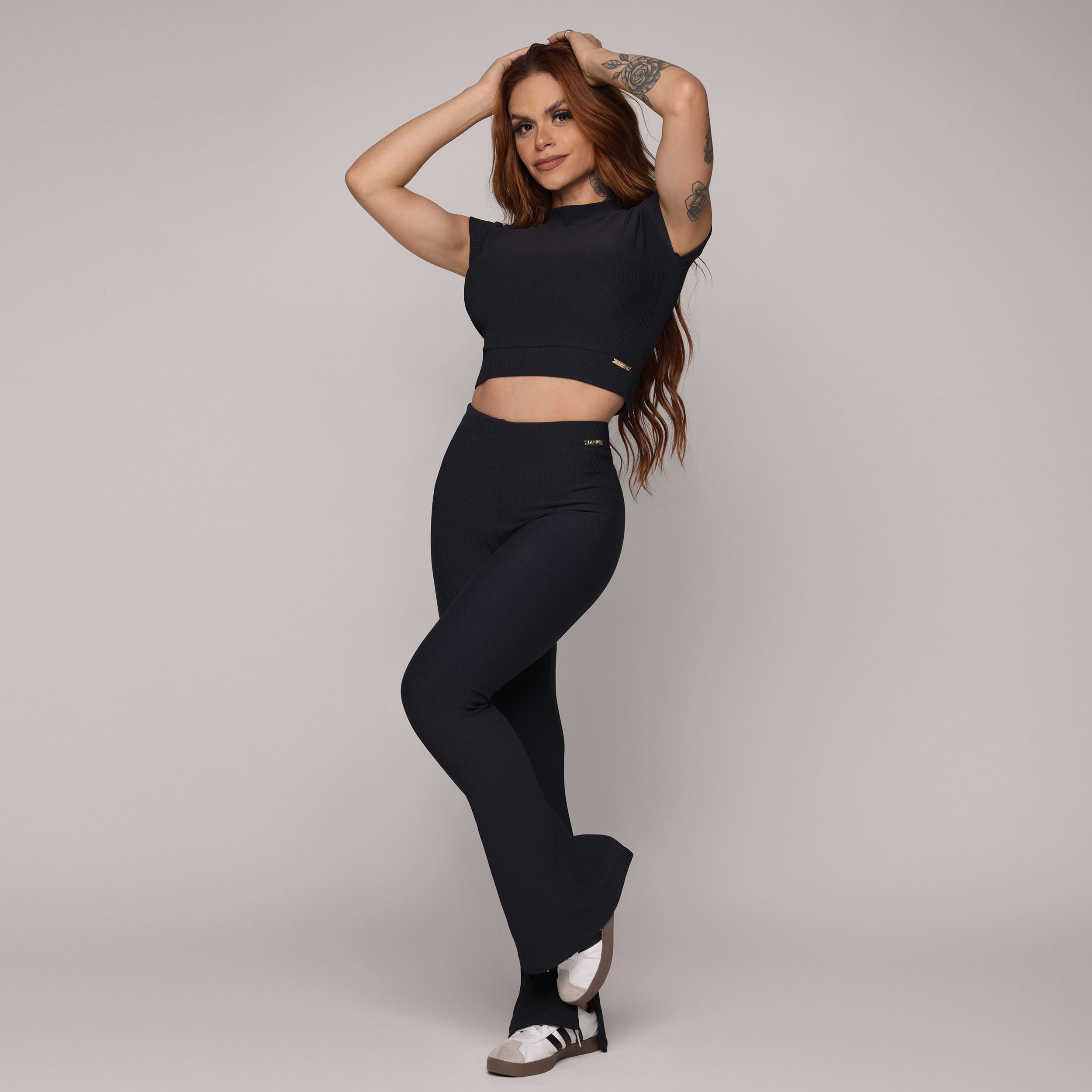 CALÇA FLARE JACQUARD CANELADO PRETO - Imagem 8