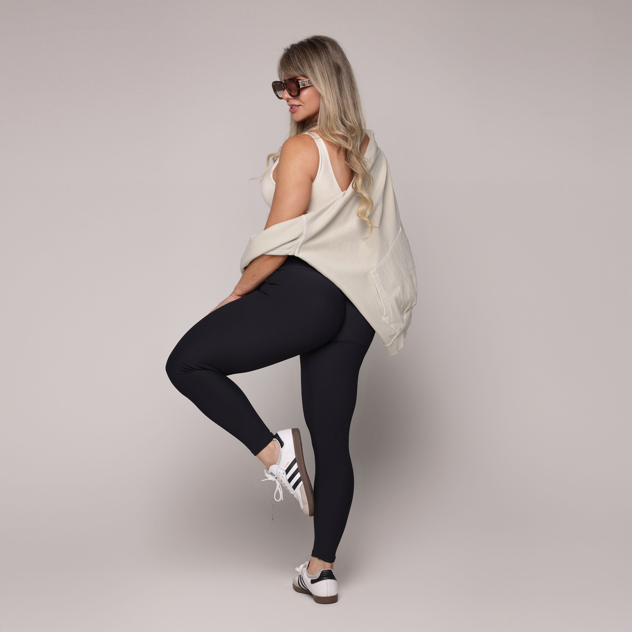 LEGGING BICOLOR EMPINA BUMBUM JACQUARD CANELADO PRETO - Imagem 6