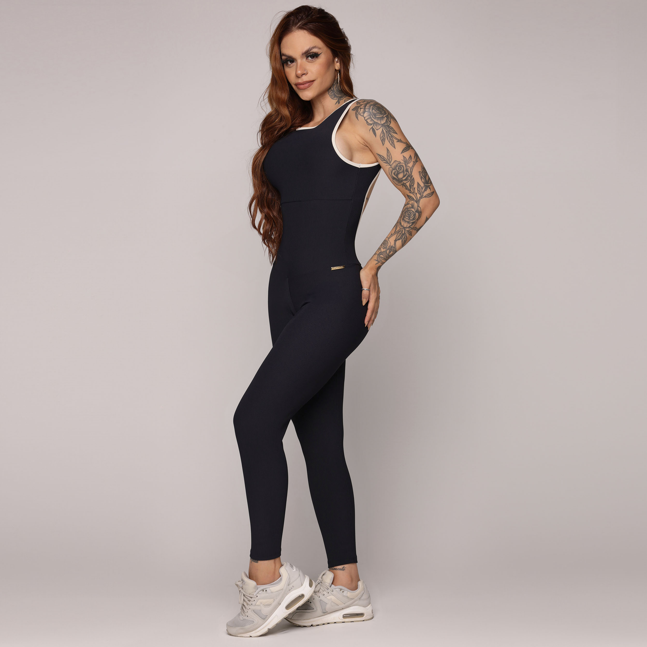 MACACÃO LOTUS EMPINA BUMBUM JACQUARD CANELADO PRETO - Imagem 7