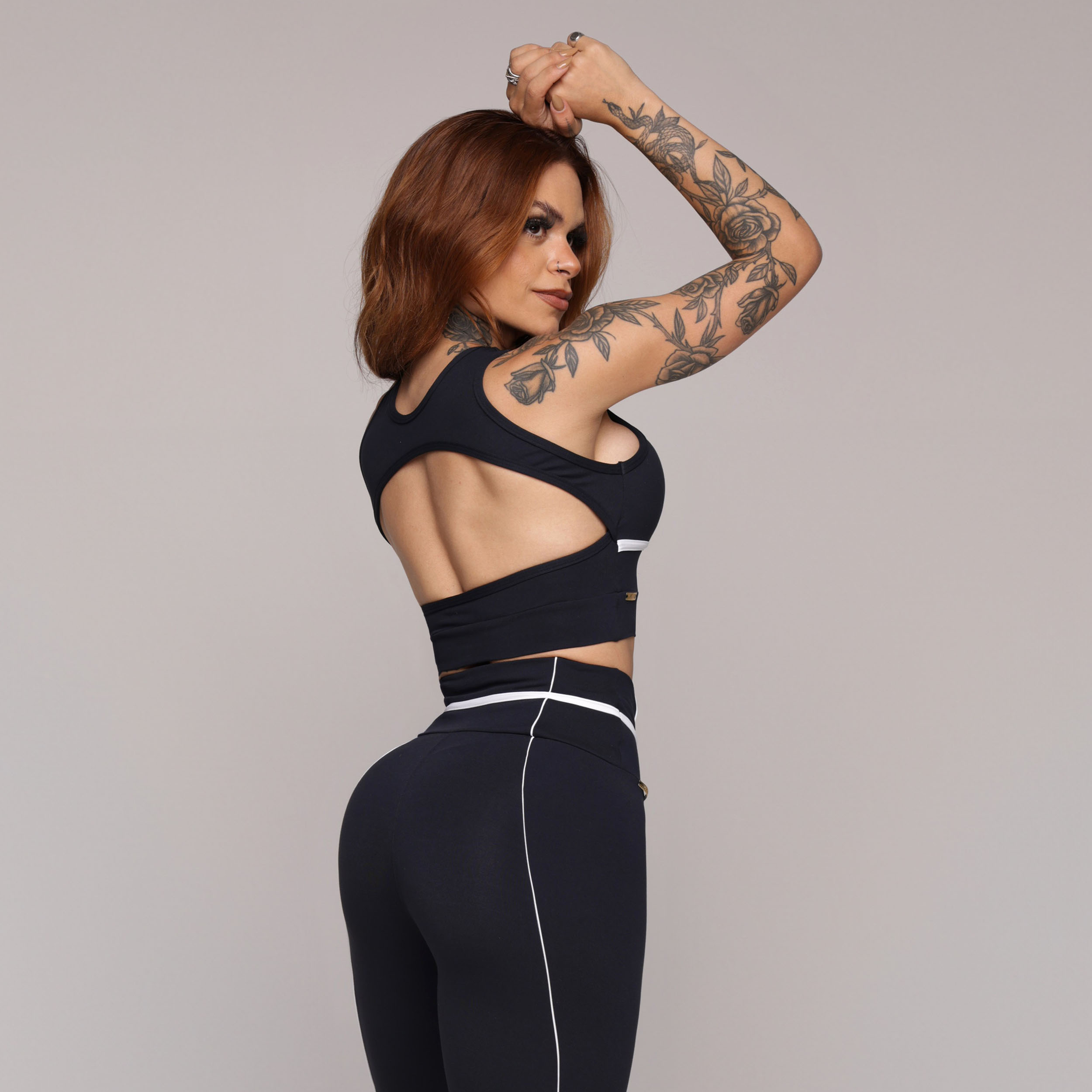 LEGGING QUEENS PRETA COM BRANCO - Imagem 3