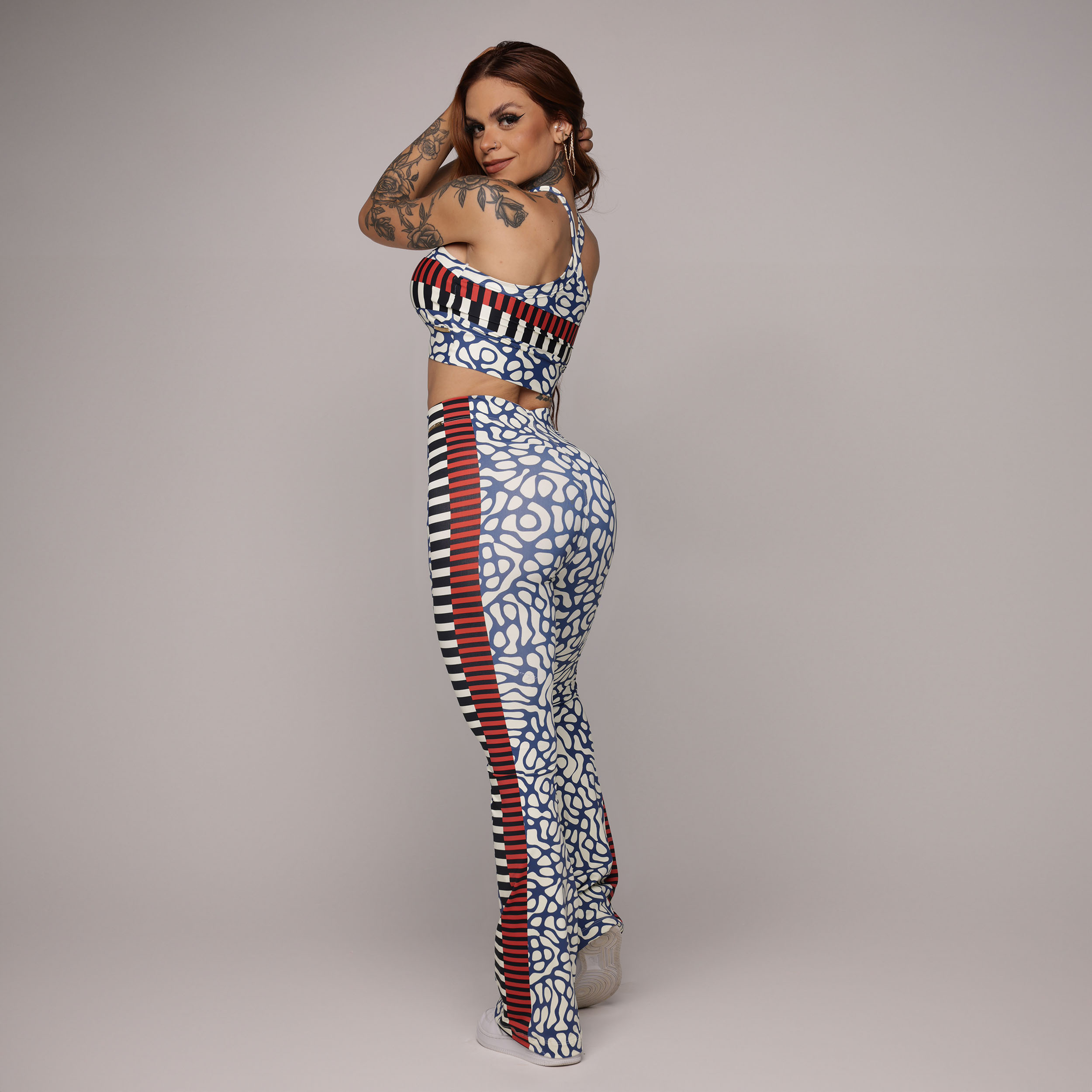 CALÇA FLARE ZURI EXCLUSIVA - Imagem 6