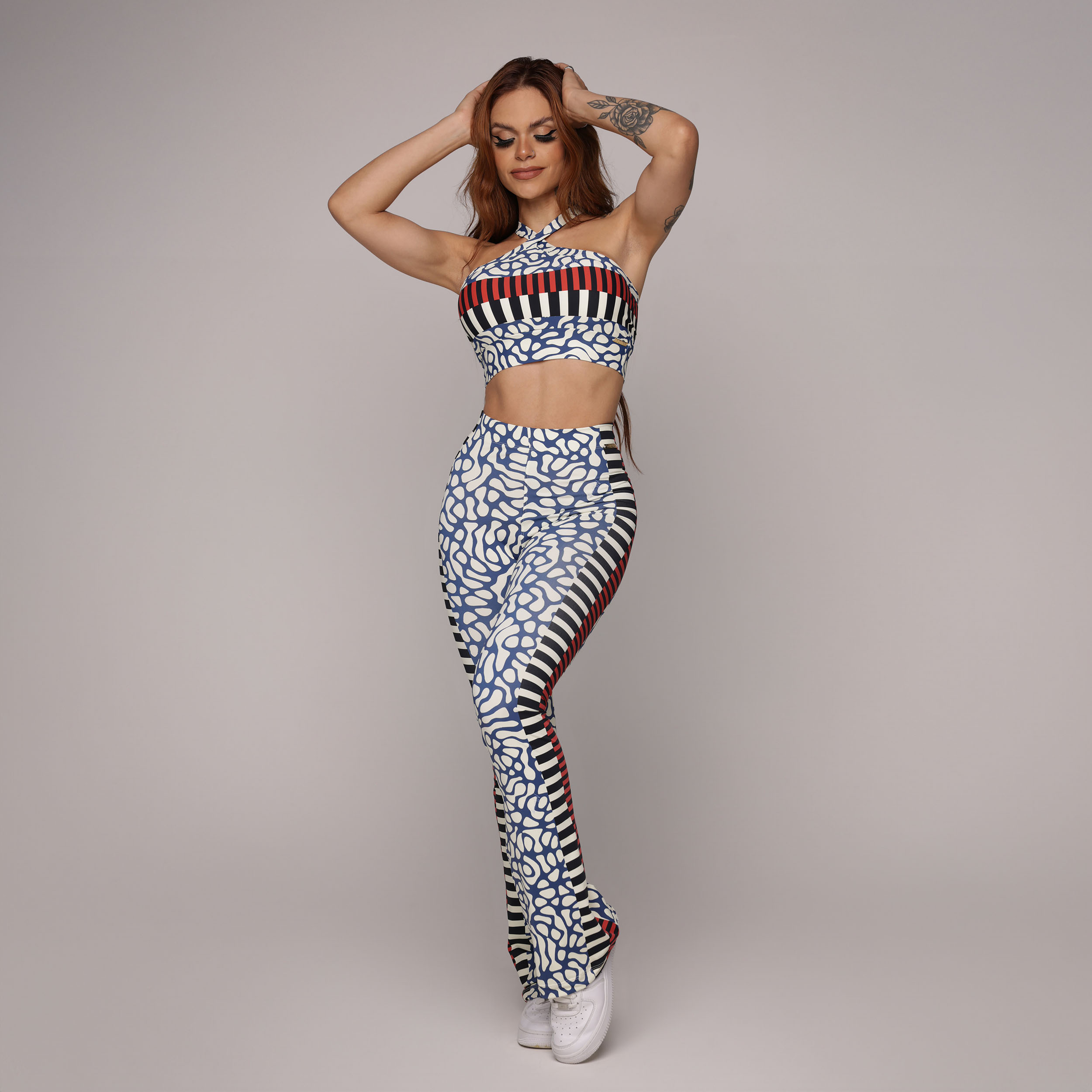 CALÇA FLARE ZURI EXCLUSIVA - Imagem 9