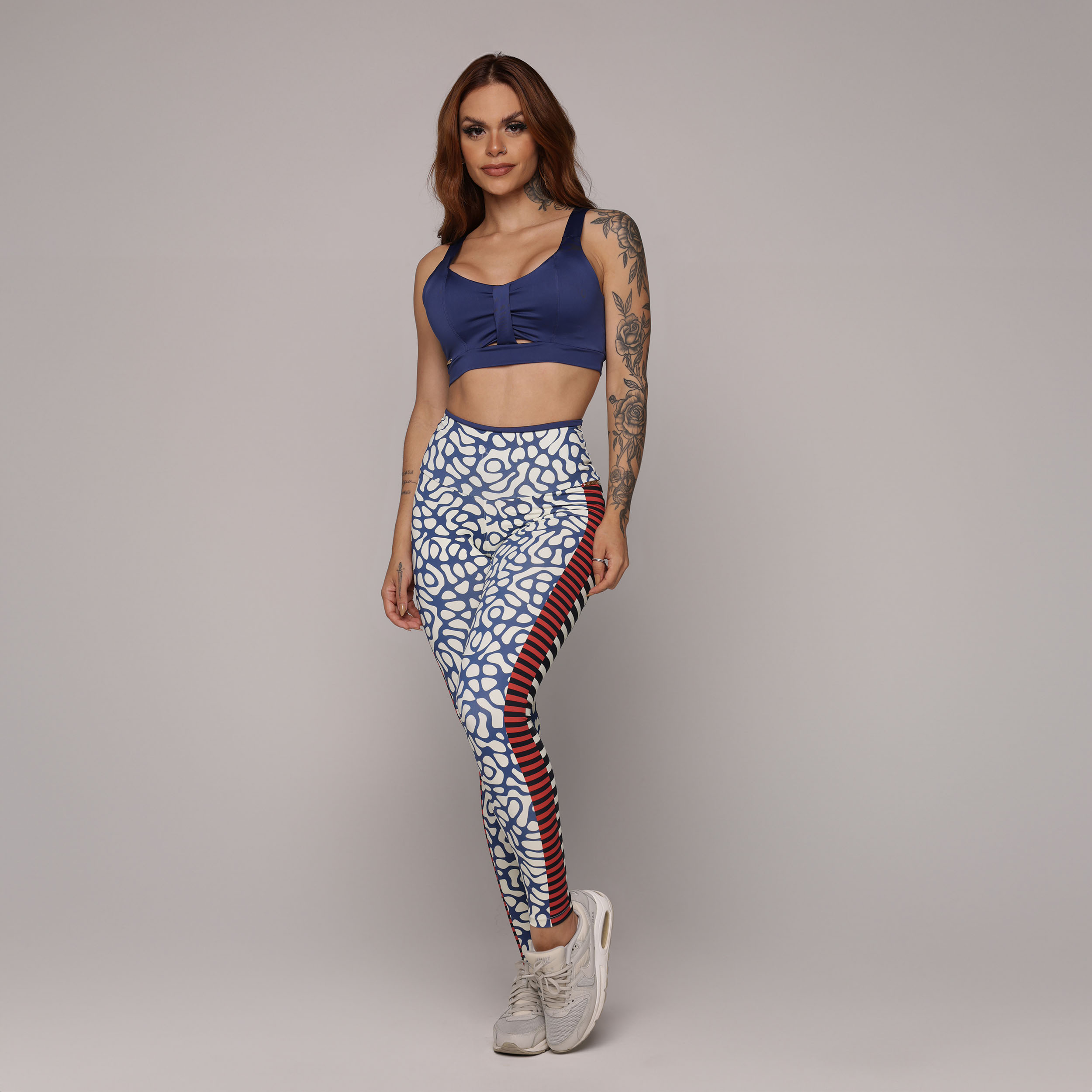 LEGGING BICOLOR EMPINA BUMBUM ZURI EXCLUSIVA - Imagem 7