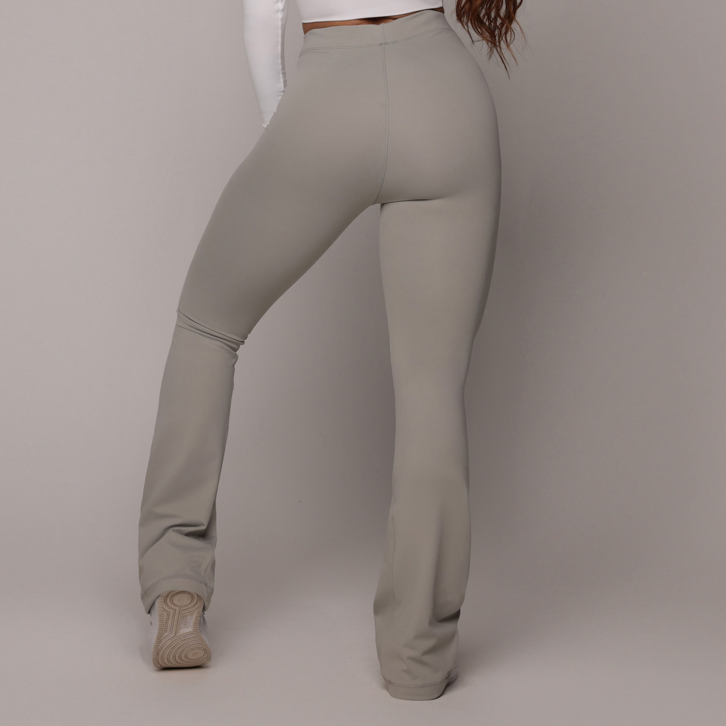 CALÇA FLARE CINZA SPACE - Imagem 3