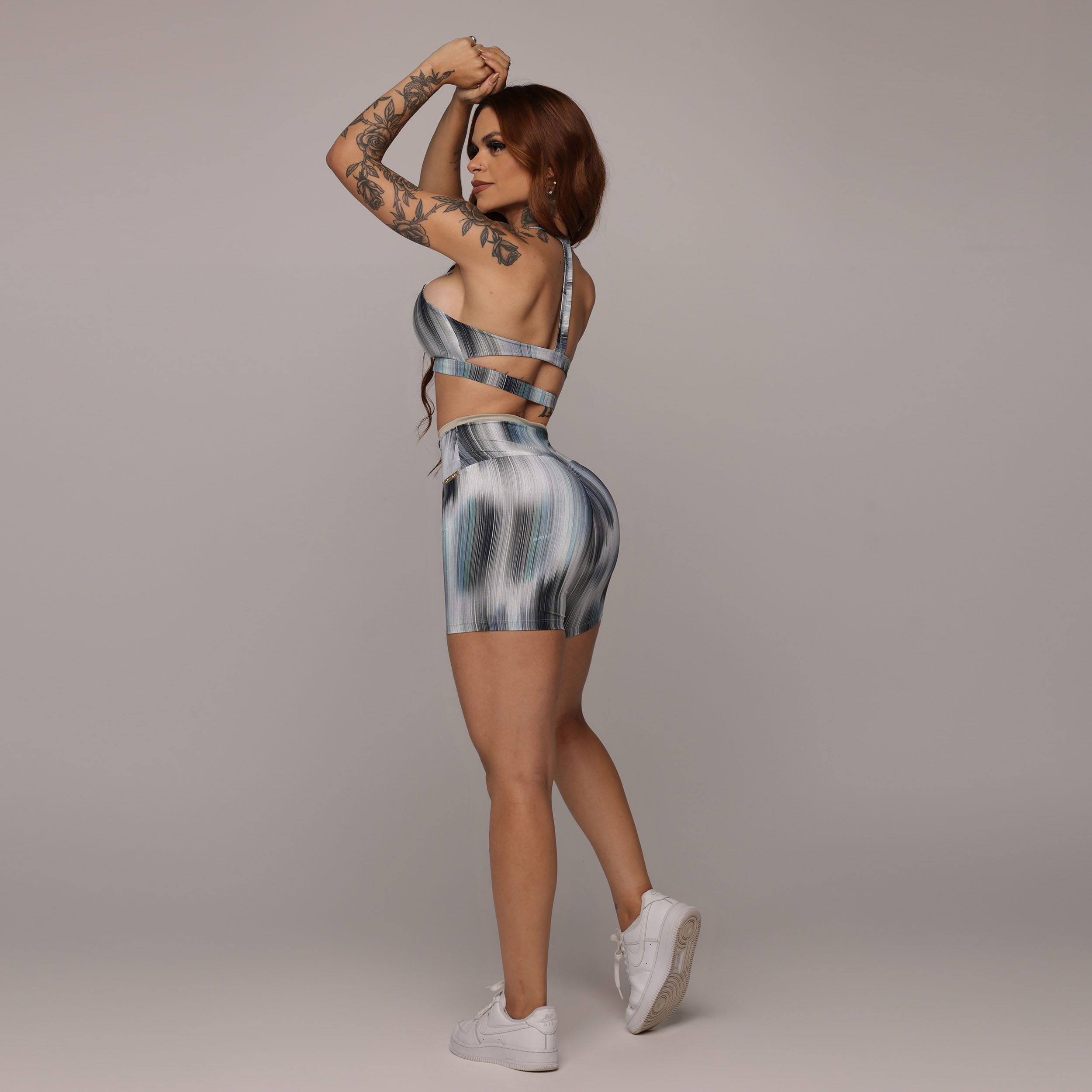 SHORT BICOLOR EMPINA BUMBUM ECLIPSE EXCLUSIVO - Imagem 6