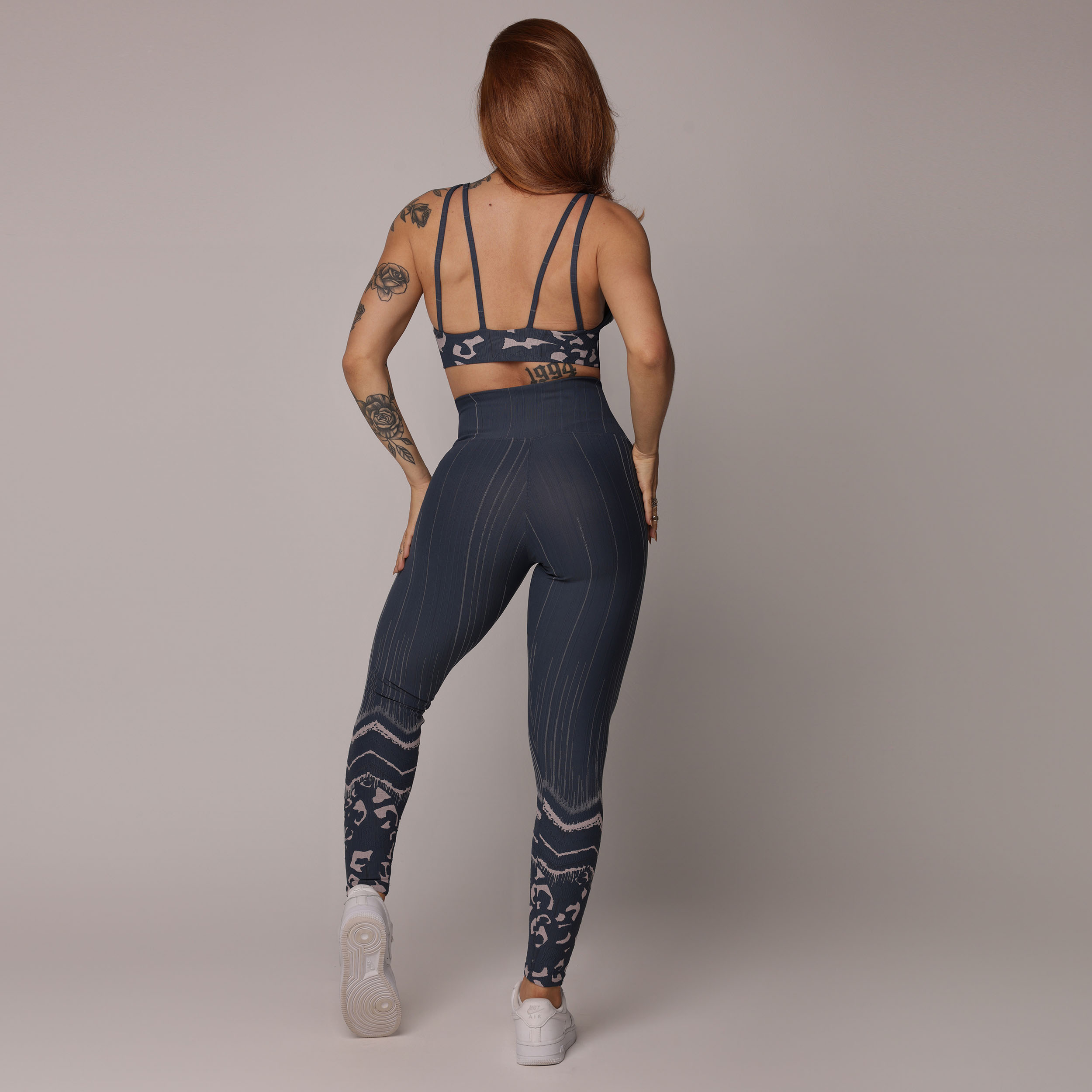 LEGGING COMUM JACQUARD ANIMAL COM BRANCO - Imagem 7