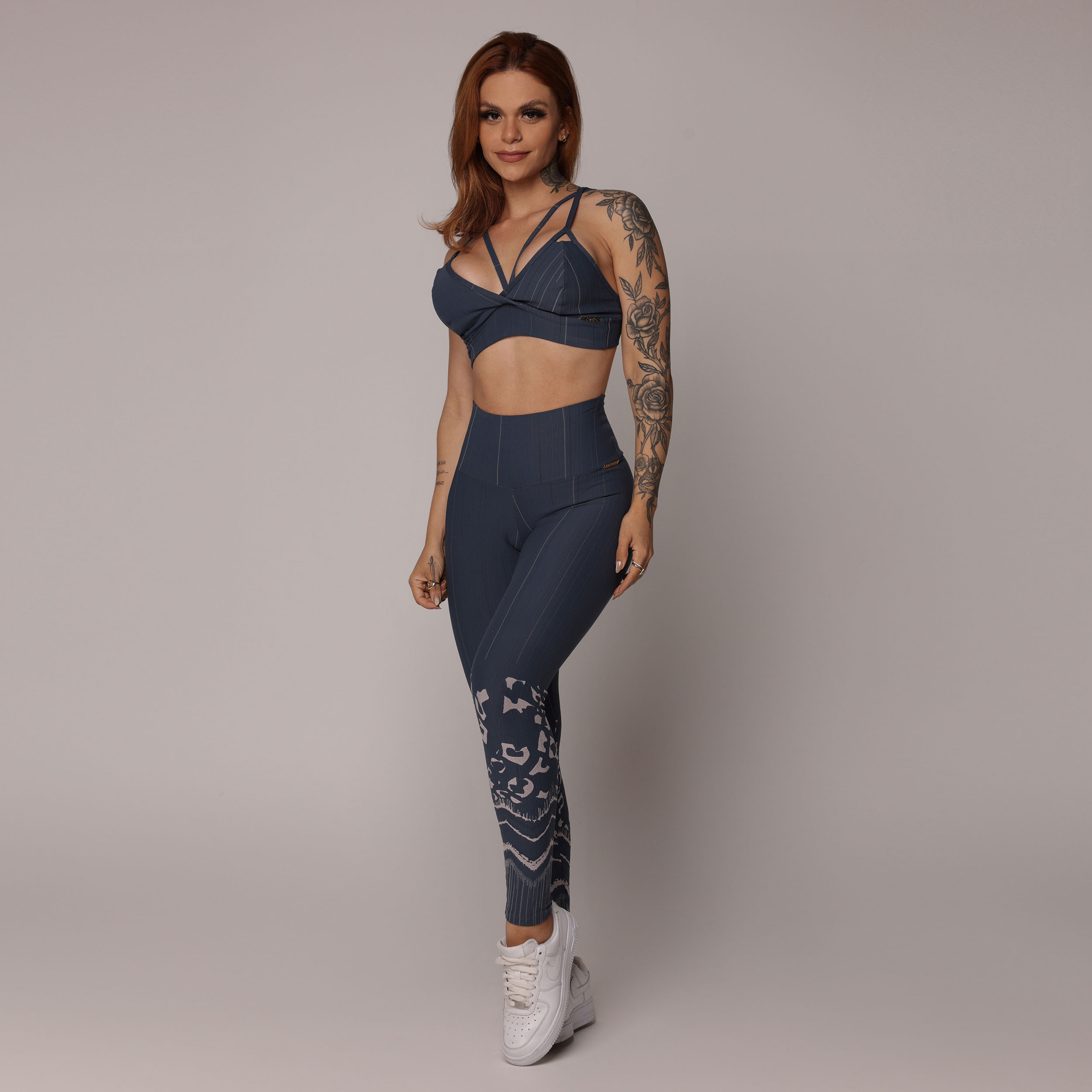 LEGGING EMPINA BUMBUM JACQUARD ANIMAL COM BRANCO - Imagem 4