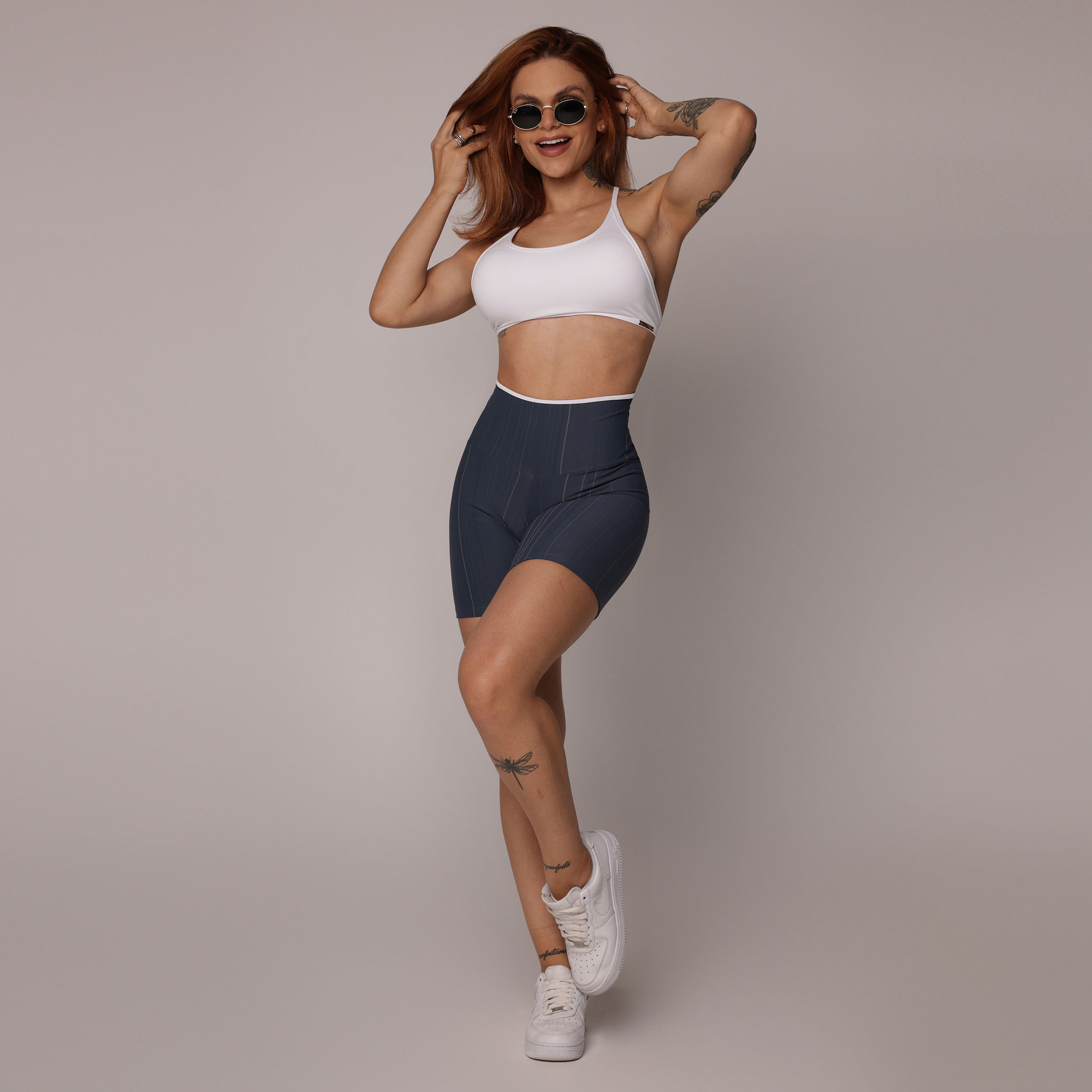 SHORT BICOLOR EMPINA BUMBUM JACQUARD ANIMAL COM BRANCO - Imagem 3