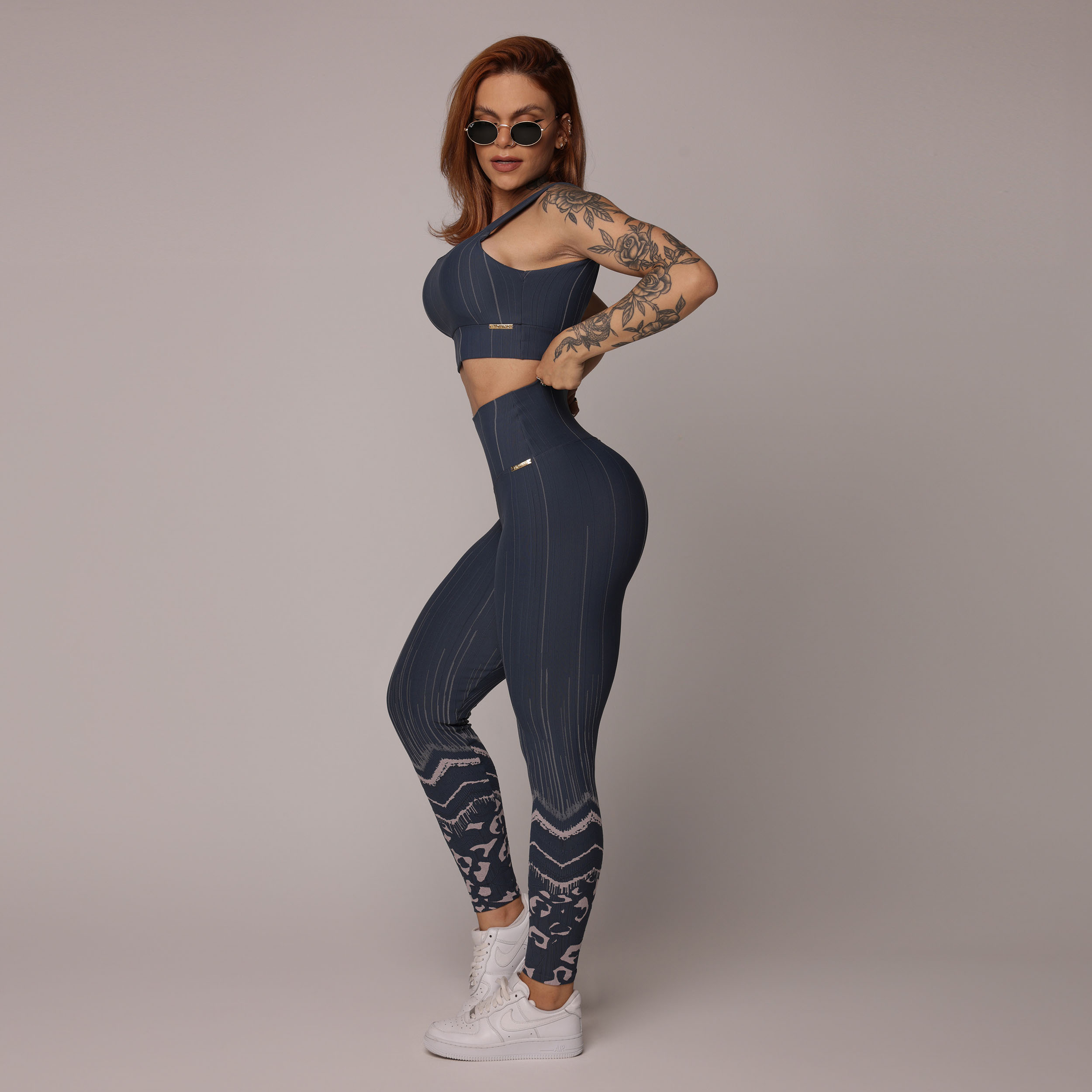 TOP FAIXA JACQUARD ANIMAL COM BRANCO - Imagem 3