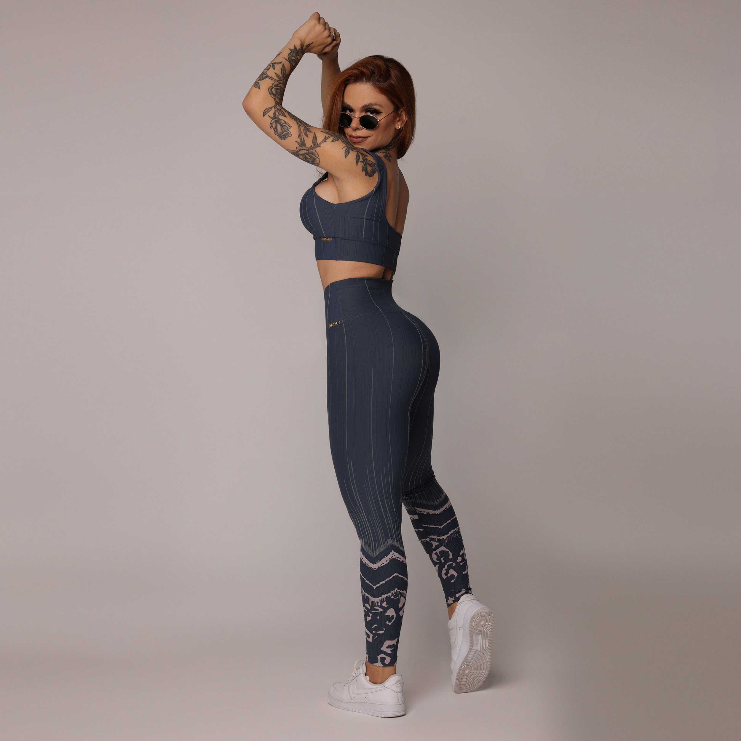 TOP FAIXA JACQUARD ANIMAL COM BRANCO - Imagem 4