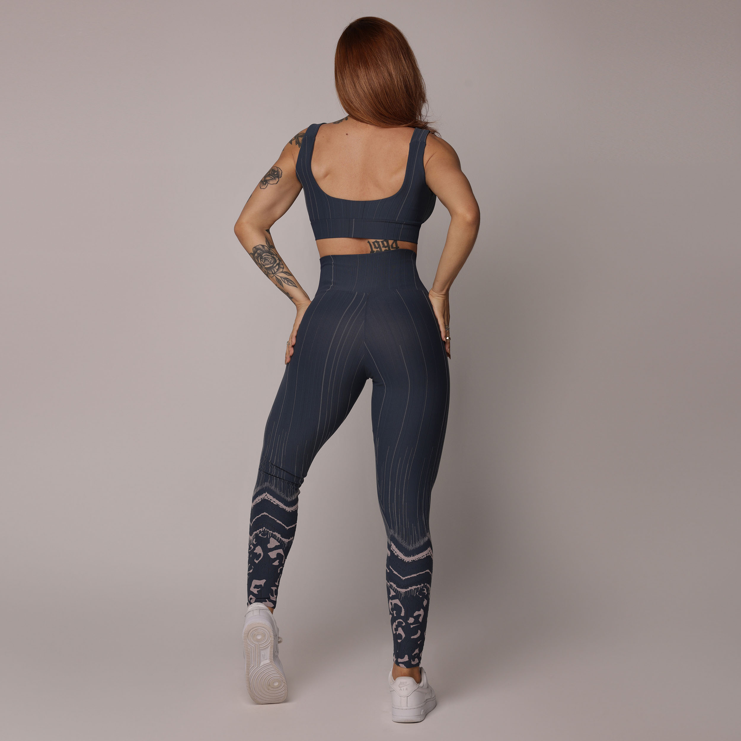 TOP FAIXA JACQUARD ANIMAL COM BRANCO - Imagem 6