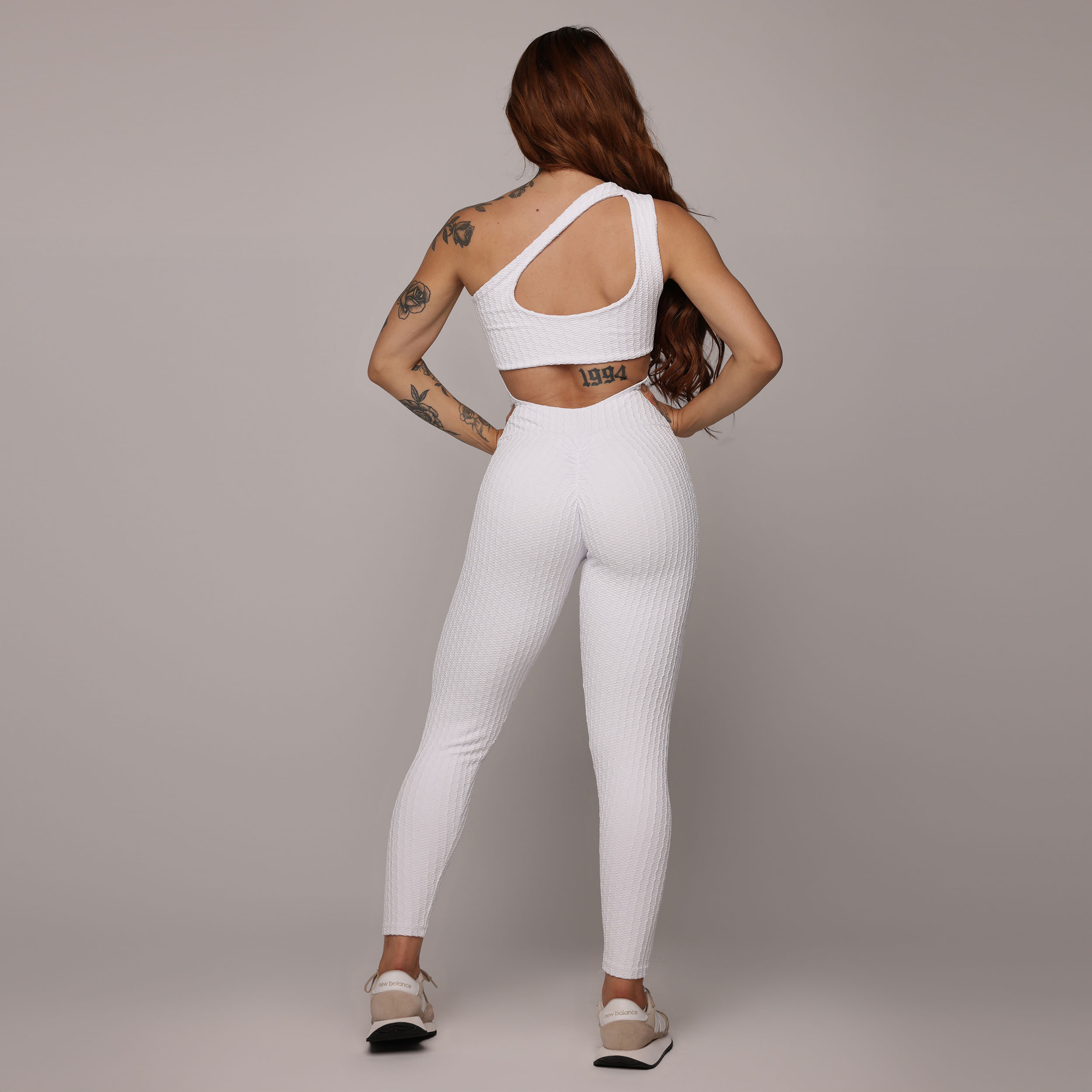 MACACÃO GOTA EMPINA BUMBUM JACQUARD SAVOIR BRANCO - Imagem 3