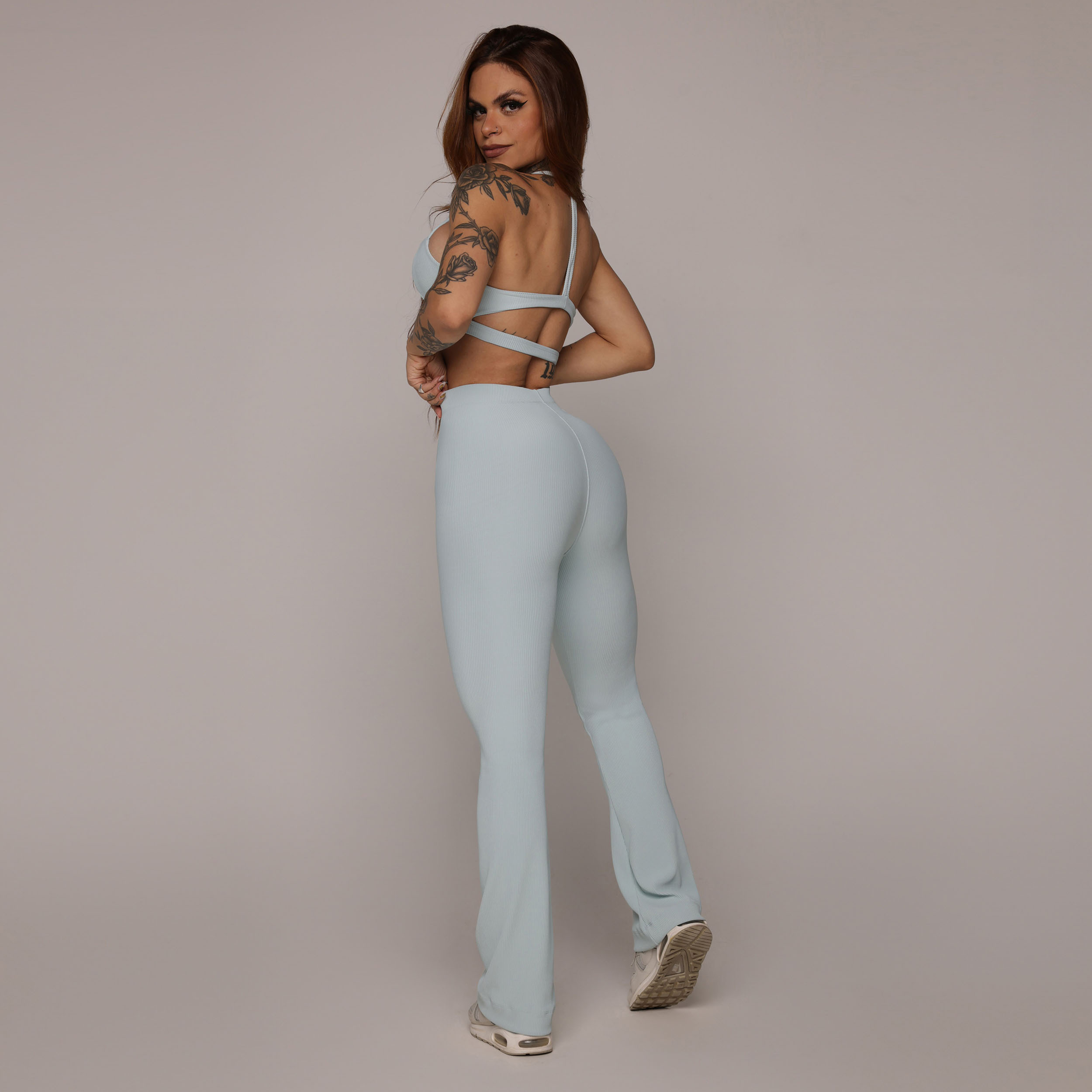 CALÇA FLARE JACQUARD CANELADO AZUL SERENITY - Imagem 5