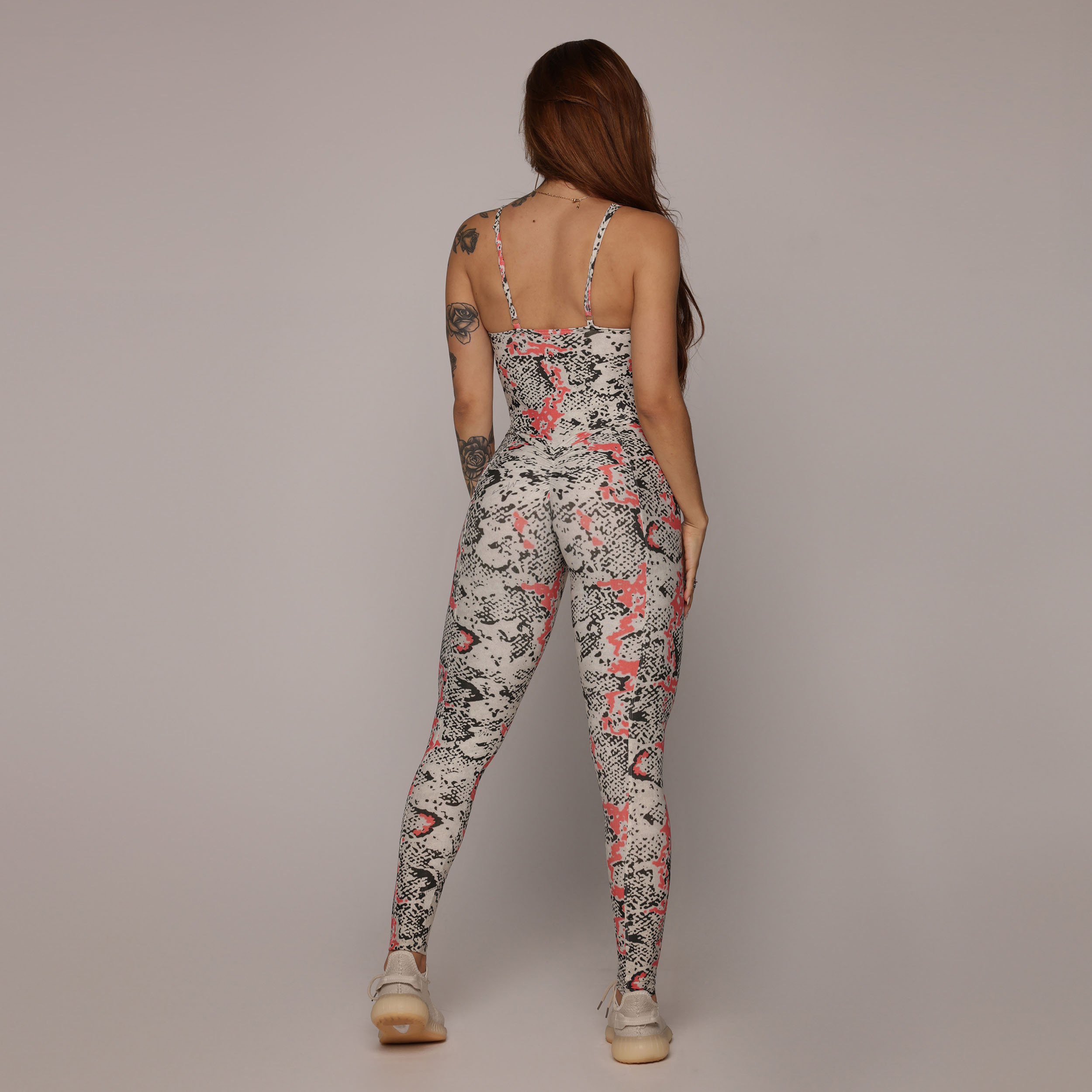 MACACÃO QUEENS EMPINA BUMBUM VIPERA EXCLUSIVO - Imagem 5